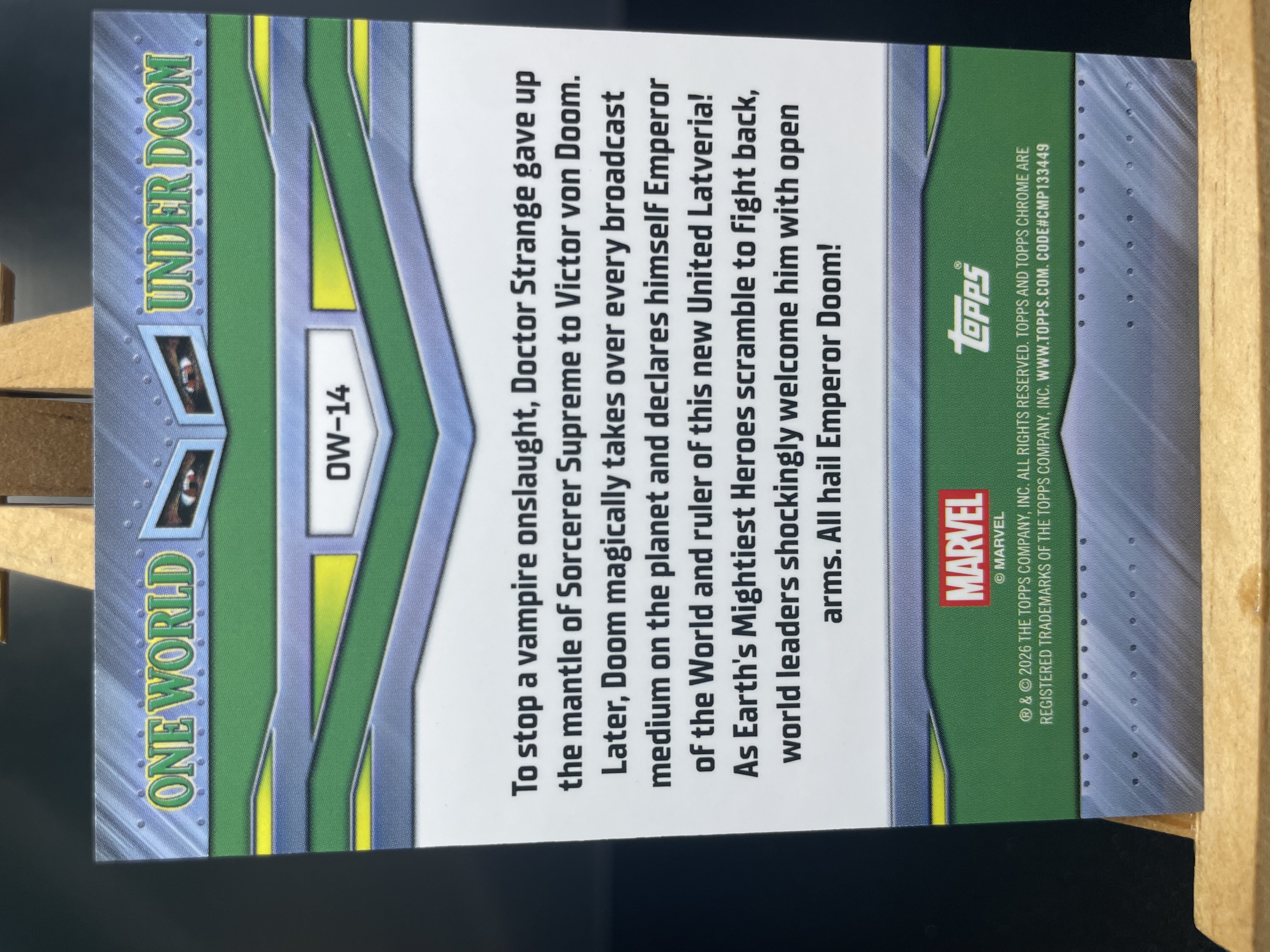 (B6)2026 TOPPS MARVEL 折射 帝王指向前视 毁灭博士肖像卡 实卡好看 收藏凑套必备 卡品如图 !!!