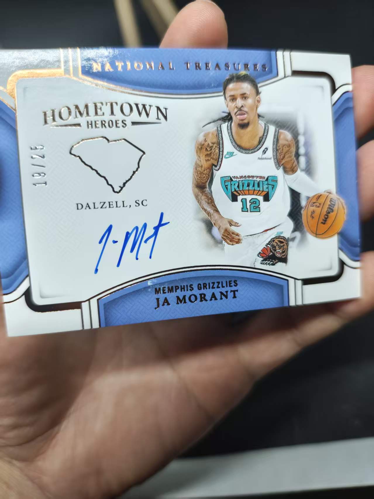 2024-25 Panini National Treasures Ja Morant 【星辰代卖】国宝 灰熊 腰王 贾莫兰特 /25编 Heroes 家乡英雄签 签字 卡签 金平行 618沈总