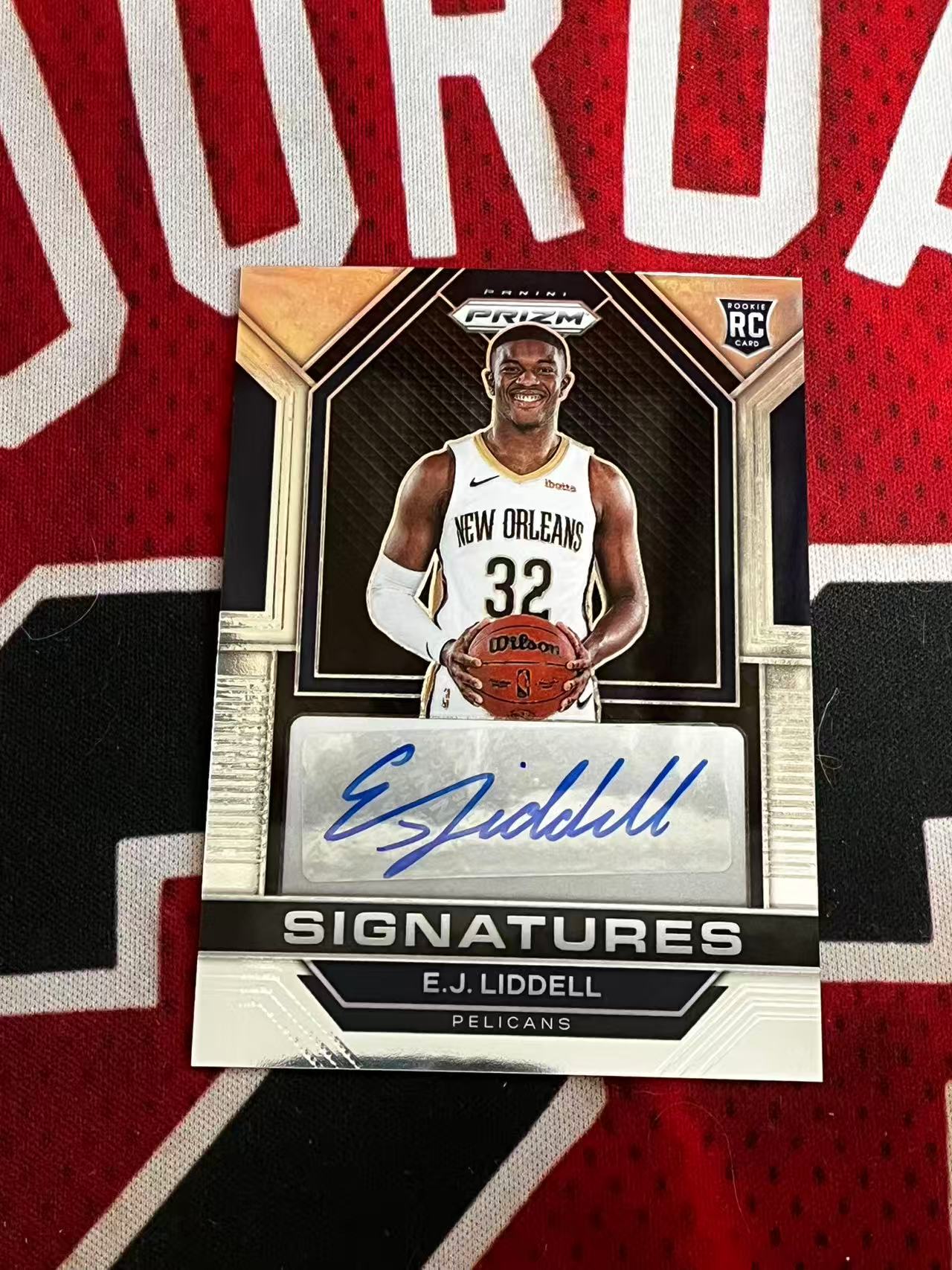 【接寄拍费率低至5%含卡淘手续费】2022-23 PANINI PRIZM PZ系列 鹈鹕 新秀RC EJ利德尔 签字卡 正新秀签字卡 专收凑套必备【烂臭嘴拍卖】