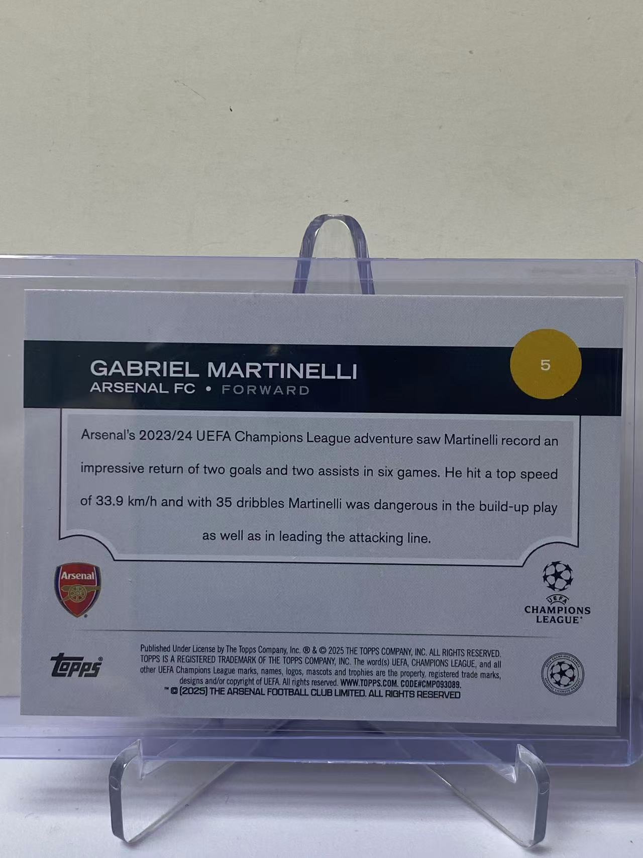 2025 Topps ucc Gabriel Martinelli 欧冠ucc 阿森纳 加布里埃尔 马丁内利 小马丁 队徽折 大比例 收藏必备 卡品如图 jefr