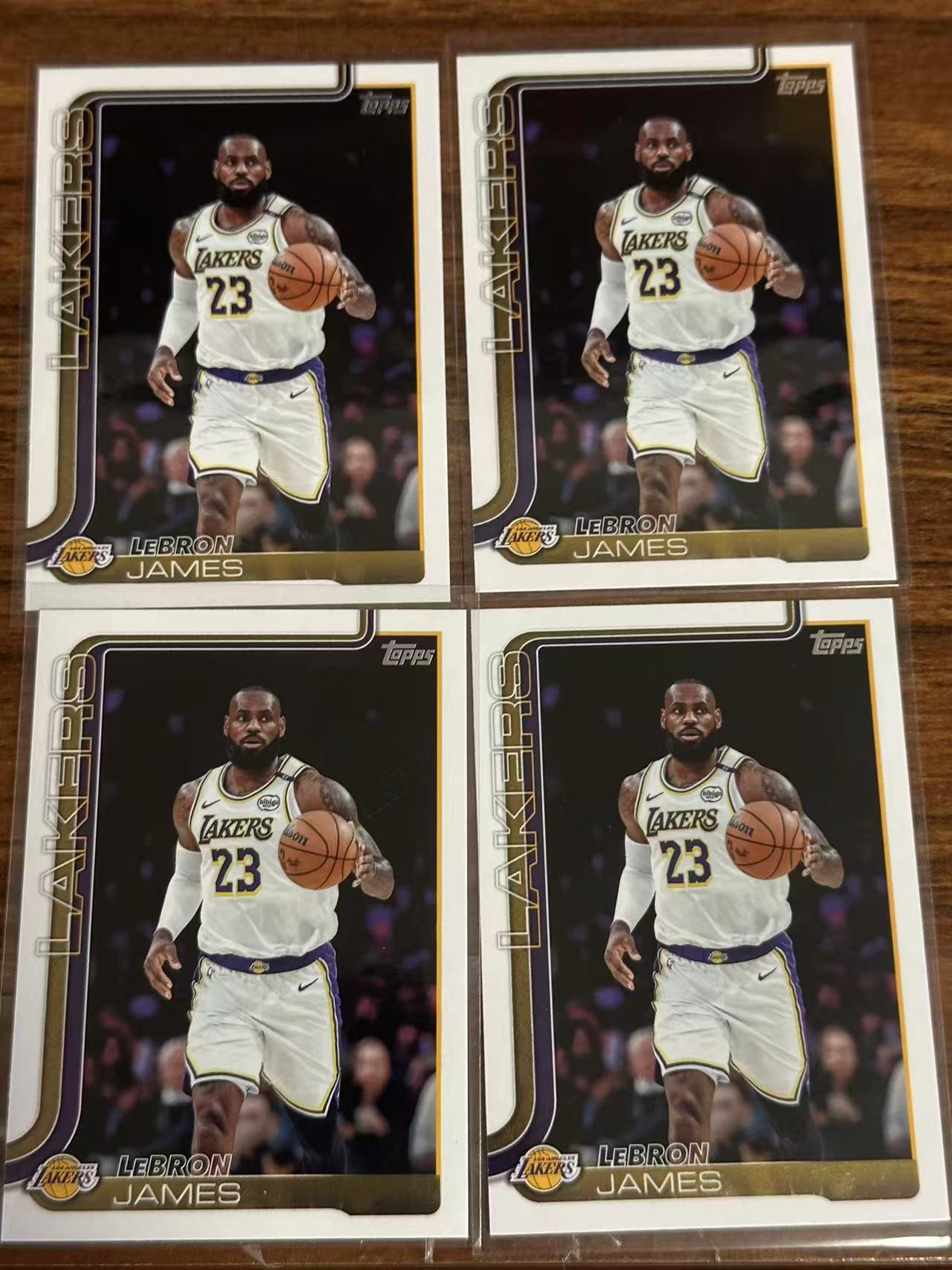 2025 Topps Topps LeBron James 湖人 勒布朗 詹姆斯 base【小姨 郭】