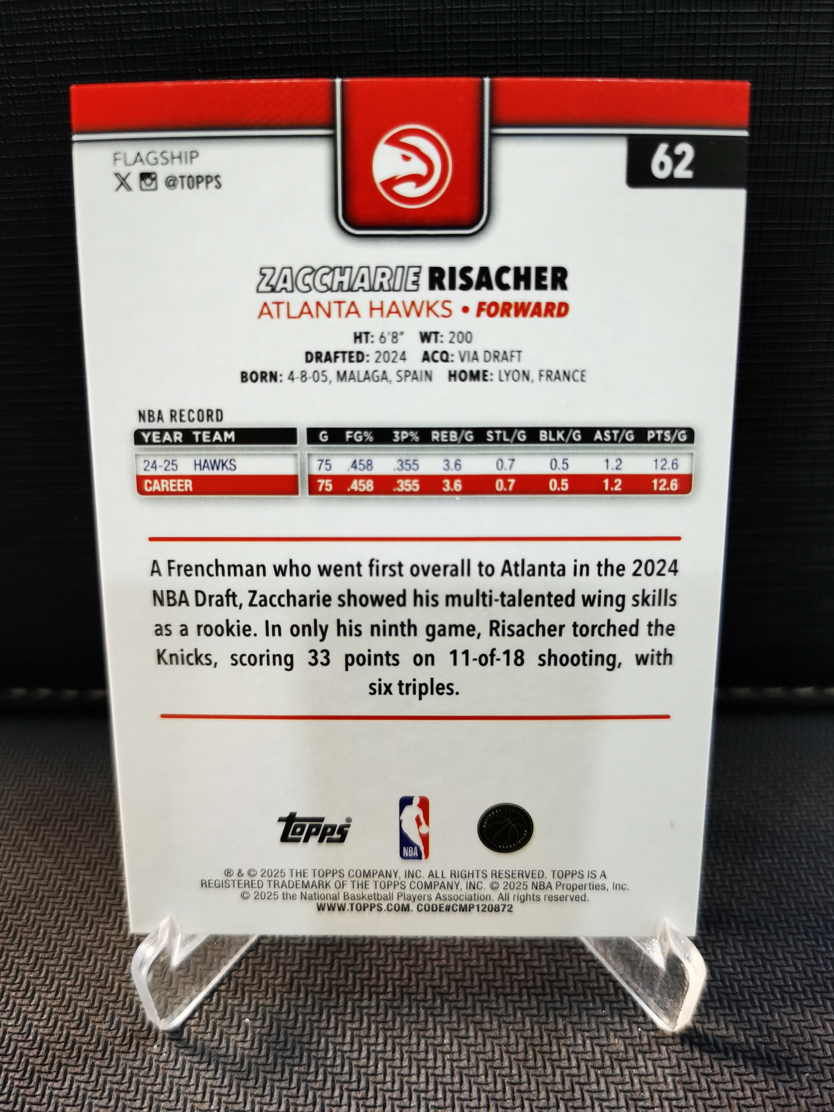 2025-26 Topps flagship Zaccharie Risacher 老鹰 新秀一阵 金标 里萨谢 99编 绿折 收藏必备 卡品如图 -猕猴桃-【乌苏拍卖】