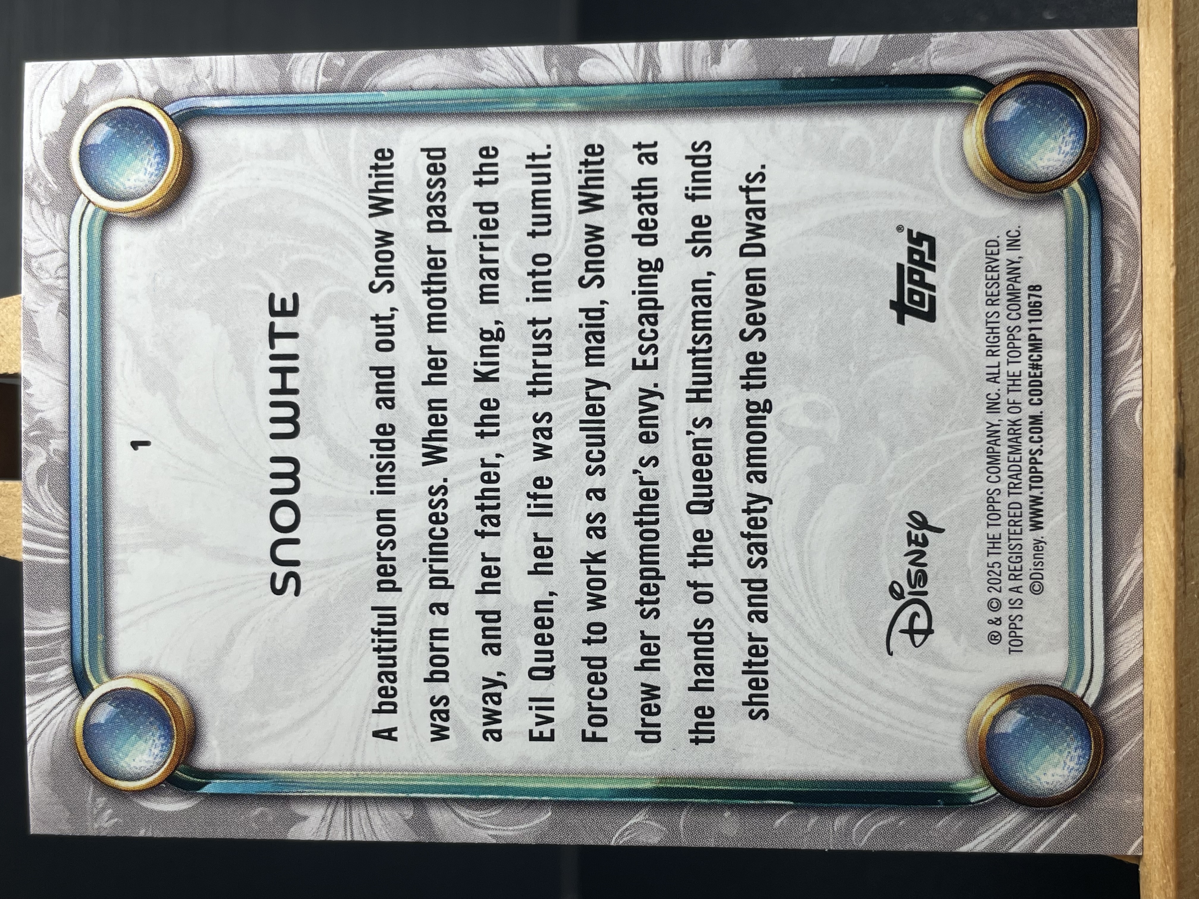 (T3) 2025 TOPPS BASE 迪士尼 白雪公主 近期大热球星 收藏凑套必备 卡品如图 !!!