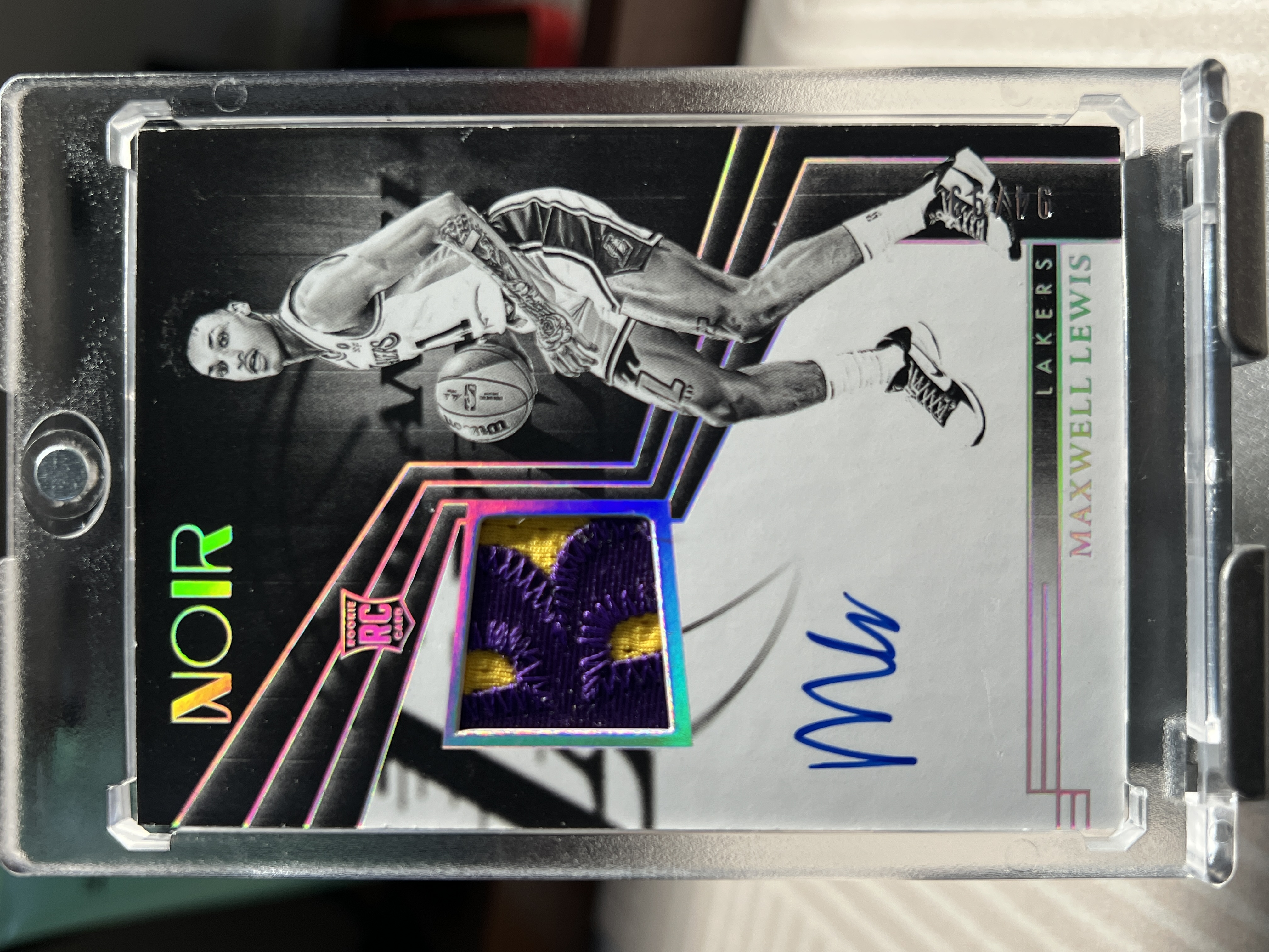 2023-24 Panini Noir Maxwell Lewis RC 马克斯韦尔 刘易斯 RPA 签字 patch 洛杉矶湖人队 94/99编