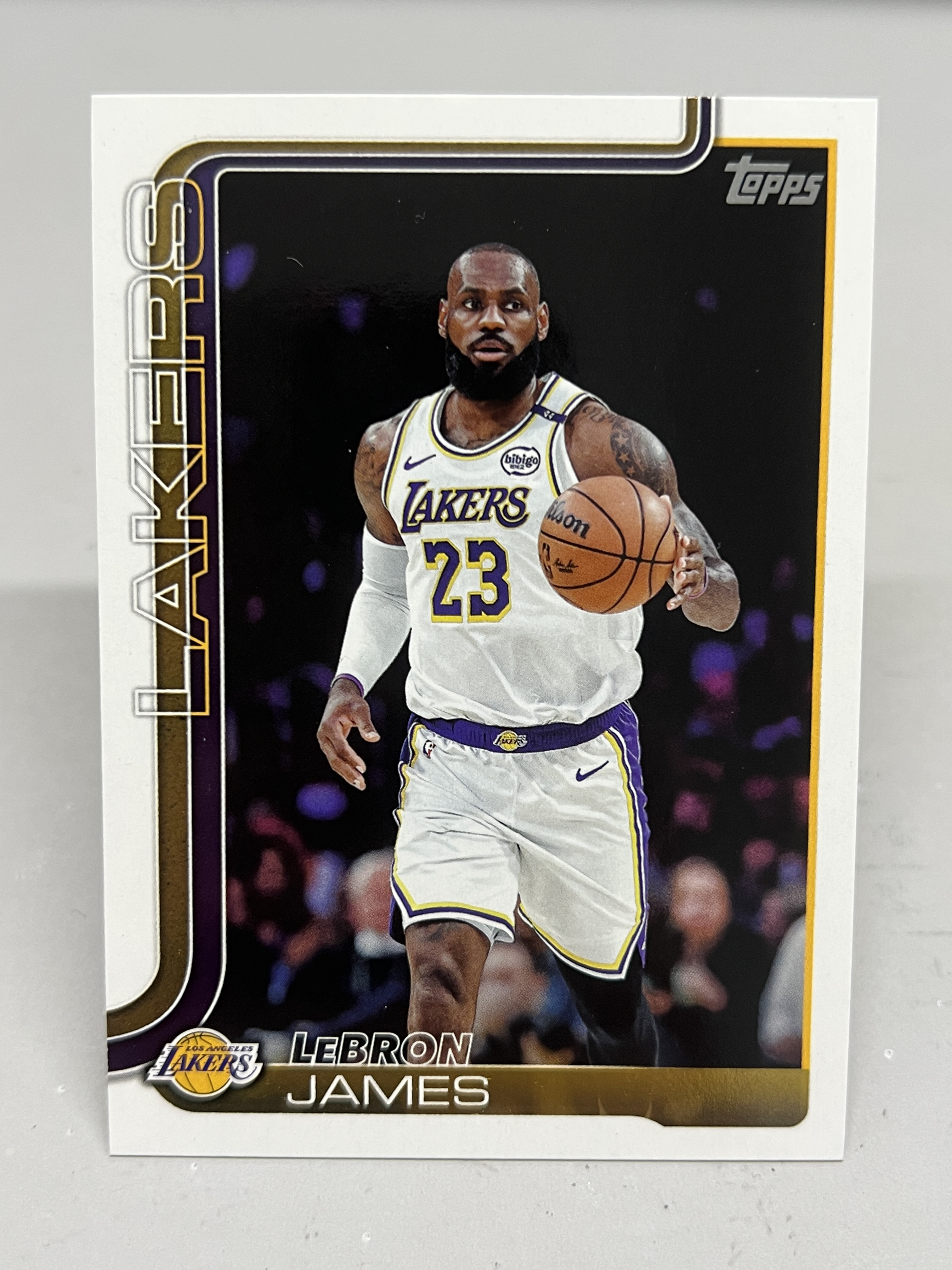 2025 Topps Flagship LeBron James【挂机拍卖】詹姆斯 小皇帝 湖人 #150 卡品如图 收藏 如图