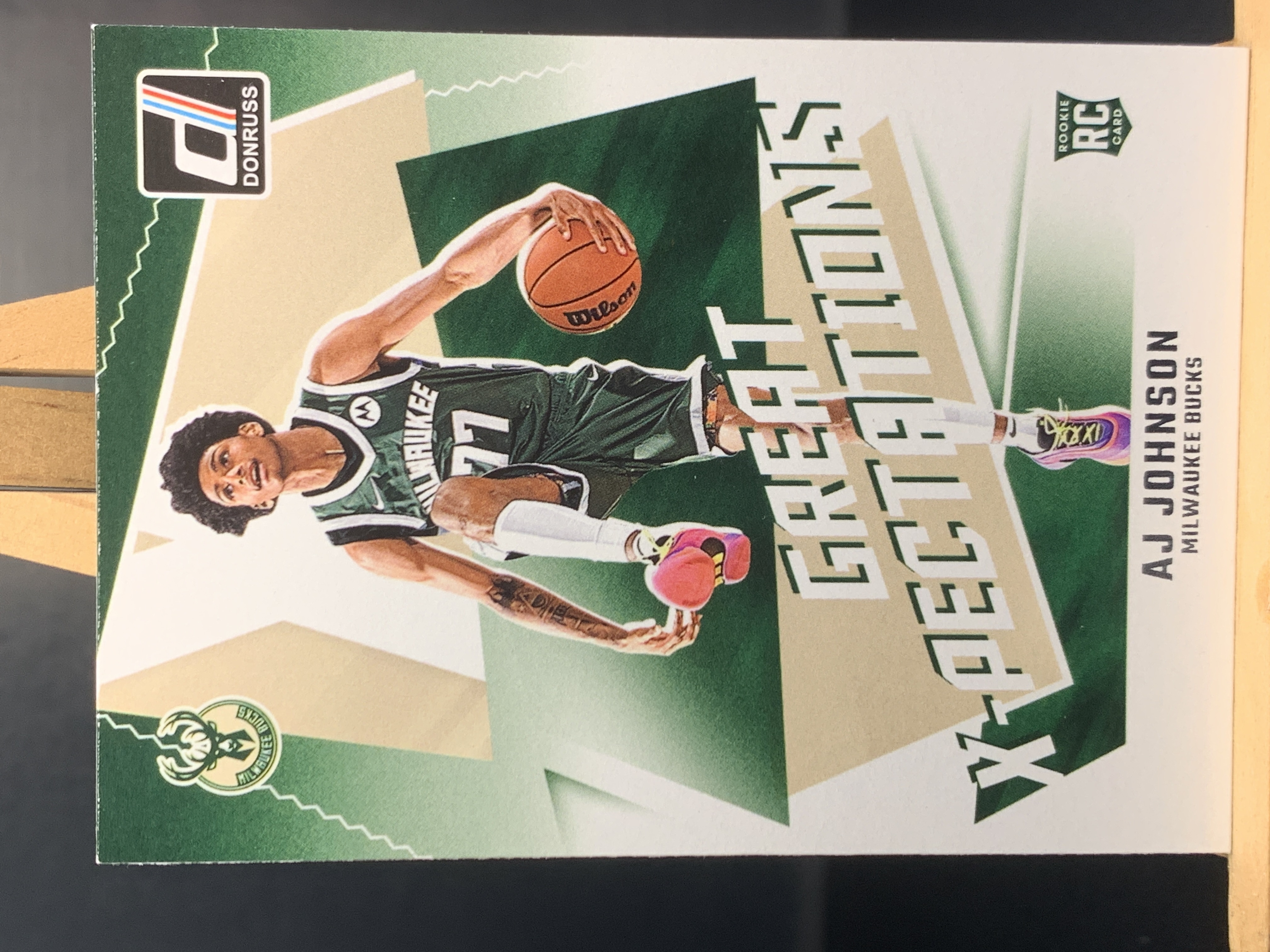 (B1) 2024-25 PANINI 杜蕾斯系列 特卡 新秀RC AJ 约翰逊  雄鹿 近期大热球星  收藏凑套必备 卡品如图 ！！！