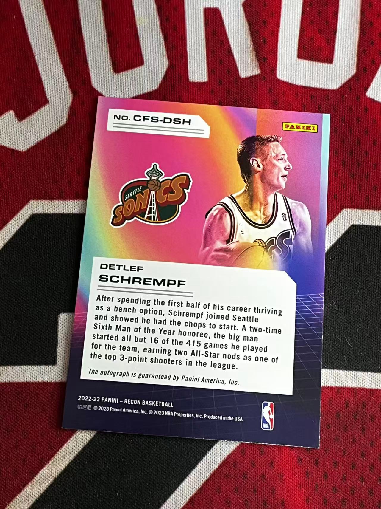 2022-23 PANINI RECON系列 超音速名宿 德特雷夫施拉姆夫 49编 签字卡 银折 折射 专收凑套必备【烂臭嘴拍卖】