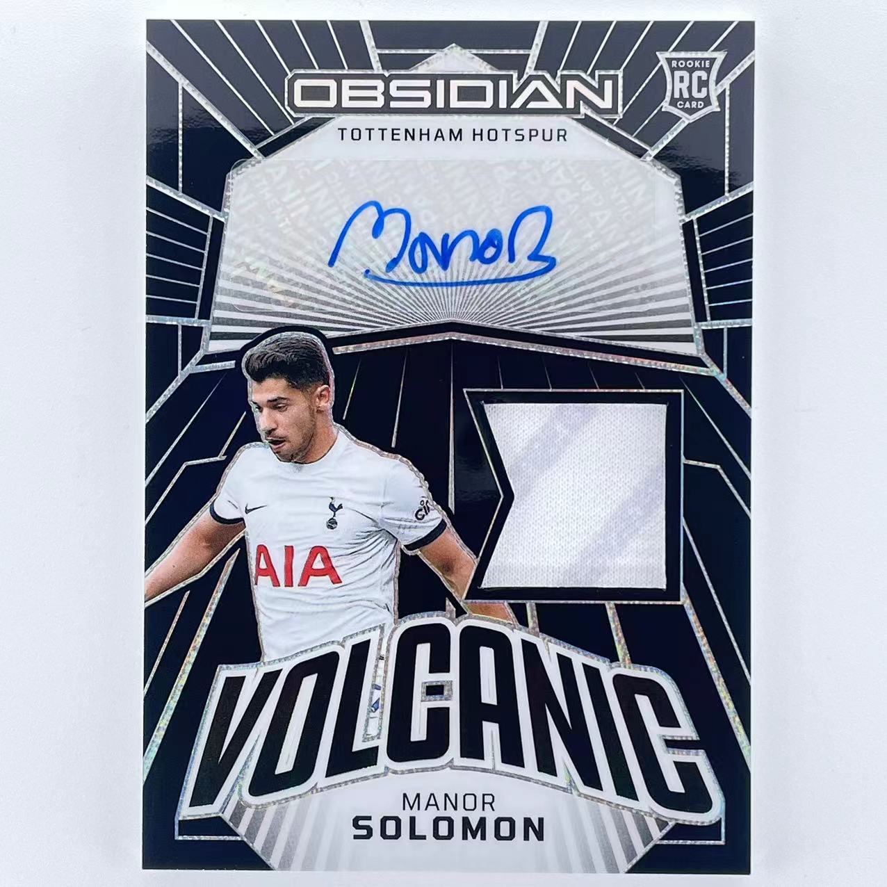 L 2023-24 Panini Obsidian Manor Solomon RC 马诺 所罗门 以色列 托特纳姆热刺 利兹联 新秀 黑曜石 199编 签字 签名 球衣物料签 Volcanic 火山签 特卡 轻印如图 BMZB#