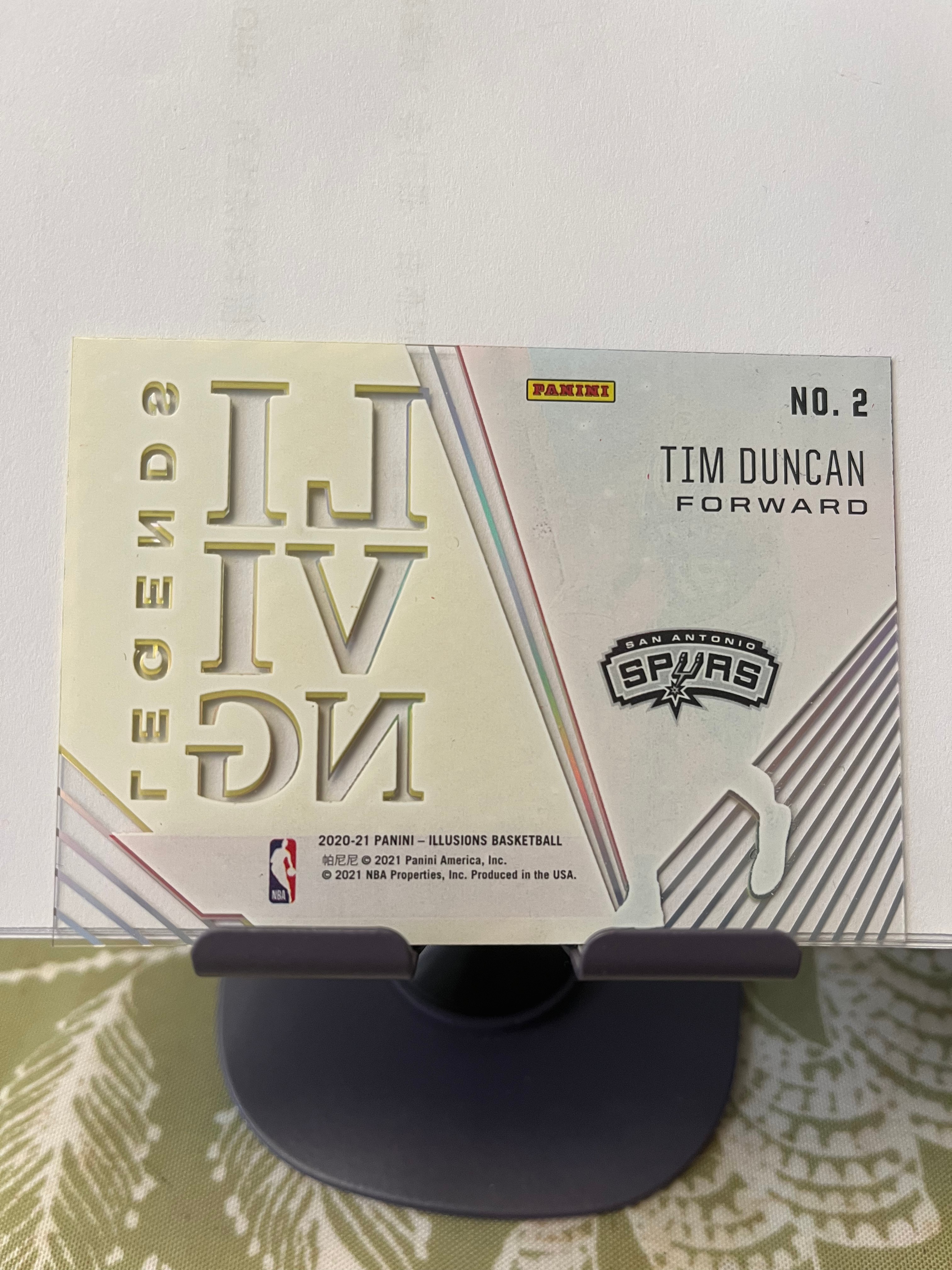2020-21 Panini Illusions Tim Duncan 蒂姆 邓肯 石佛 马刺【胶片特卡 LIVING LEGENDS 幻想系列】【边角瑕疵如图 介意勿拍】#1146