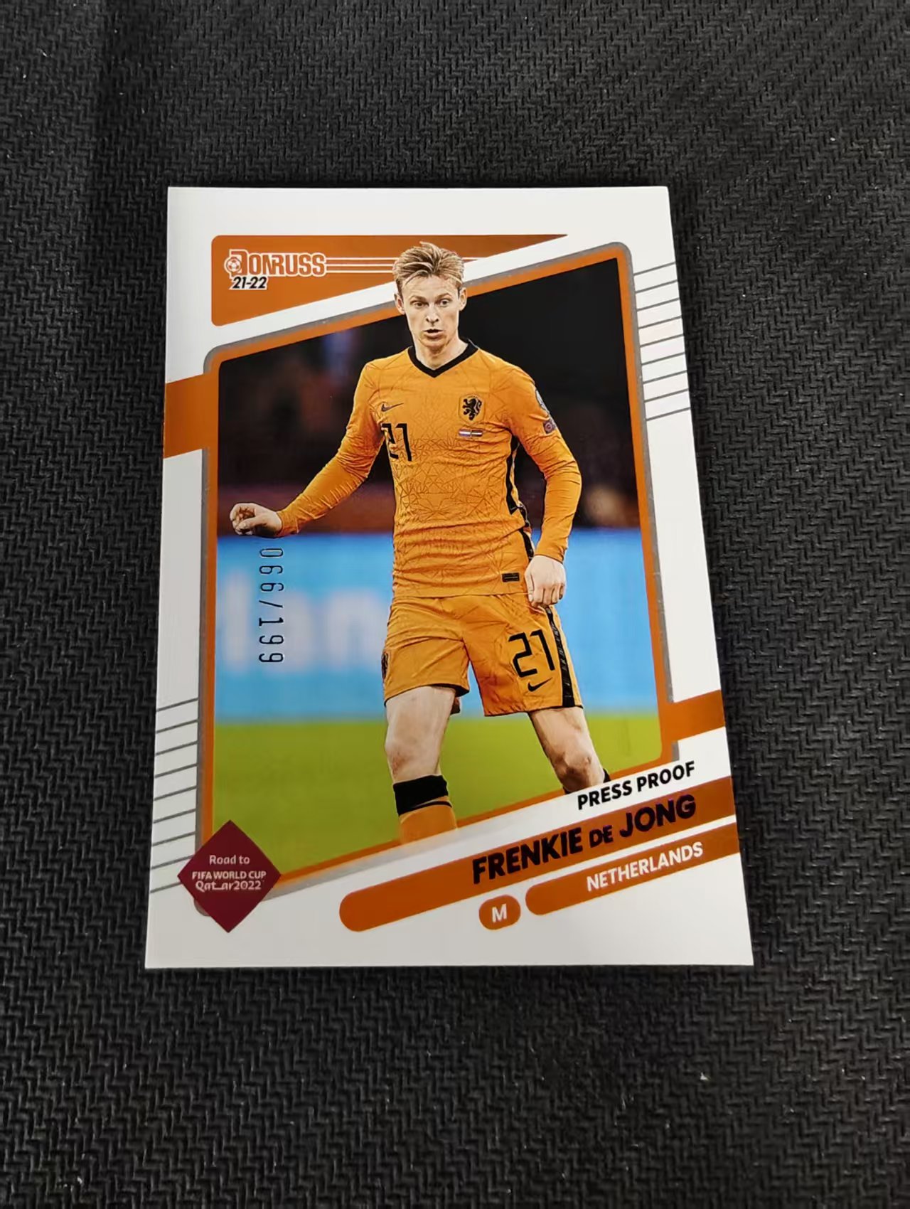 【可合并,不累计】2021-22 Panini Donruss Frenkie de Jong 世界杯 杜蕾斯 荷兰 巴塞罗那 弗朗基 德容 199编 划痕 边角瑕疵