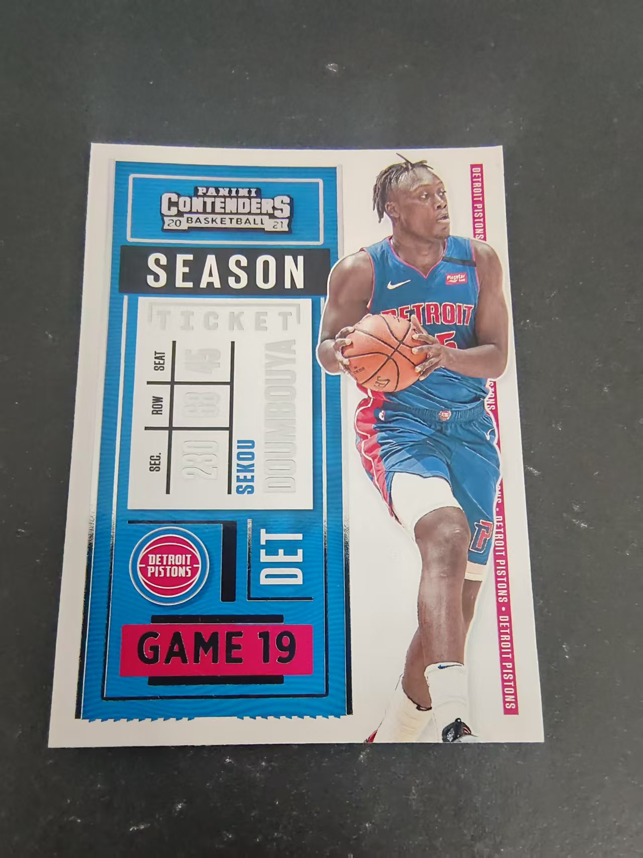 【可合并,不累计】2020-21 Panini Contenders Sekou Doumbouya 塞古 敦布亚 活塞 球票 边角瑕疵 #30