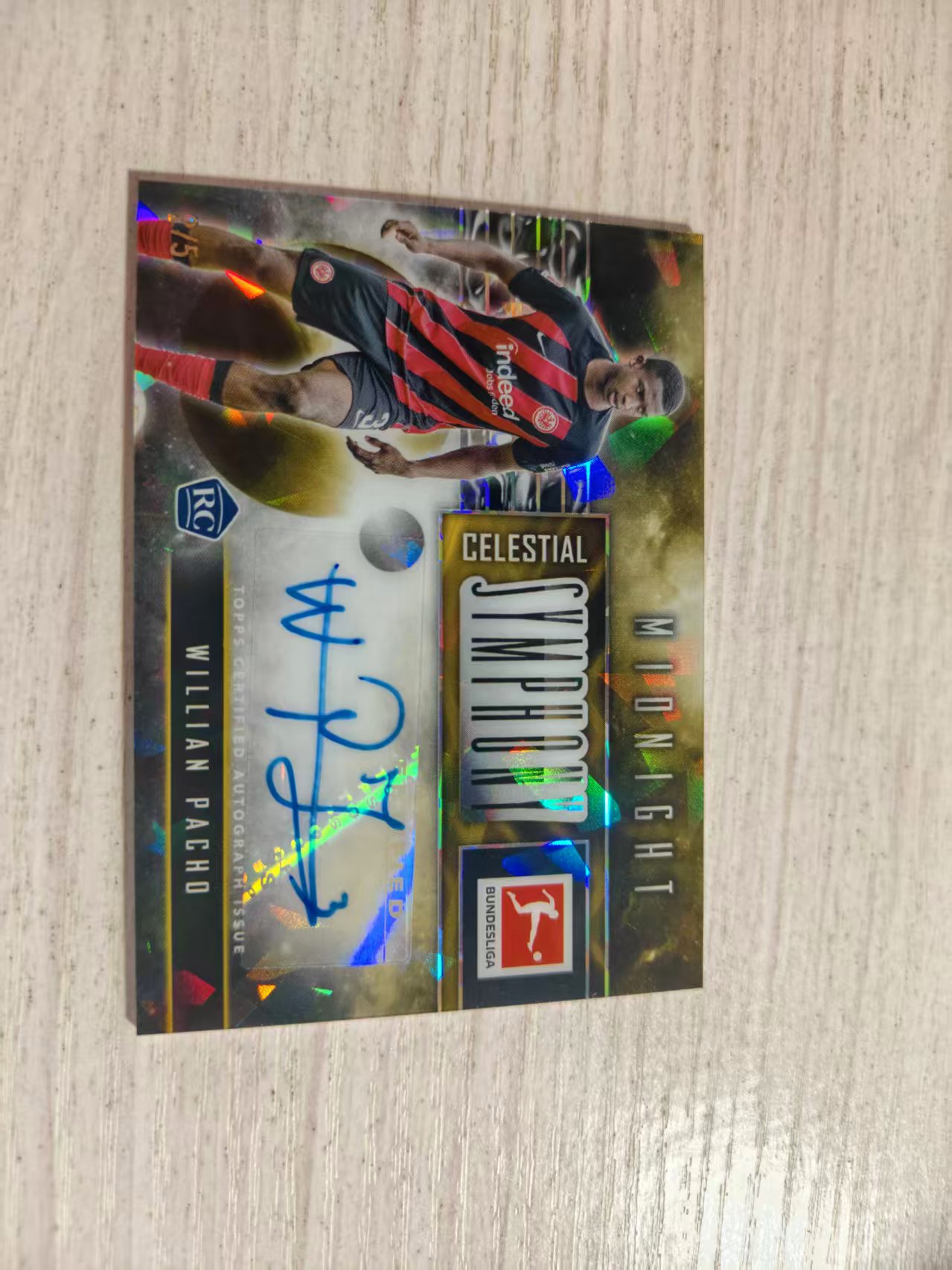 2024 Topps Midnight Willian Pacho RC 【西北拍卖】topps德甲午夜盒 威廉 帕乔 RC新秀 2/5编金碎冰折签字 超低编 法兰克福 巴黎圣日耳曼 行