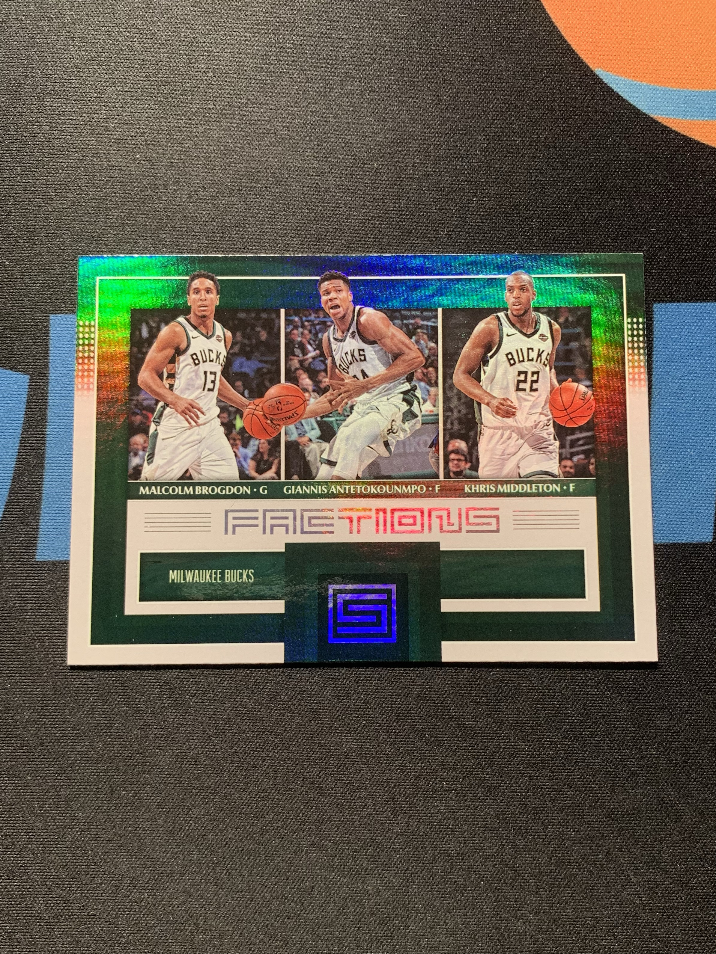2017-18 Panini Status Giannis Antetokounmpo 雄鹿 字母哥 扬尼斯 阿德托昆博+米德尔顿+布罗格登 折射 请仔细阅读描述 小鱼儿BLM