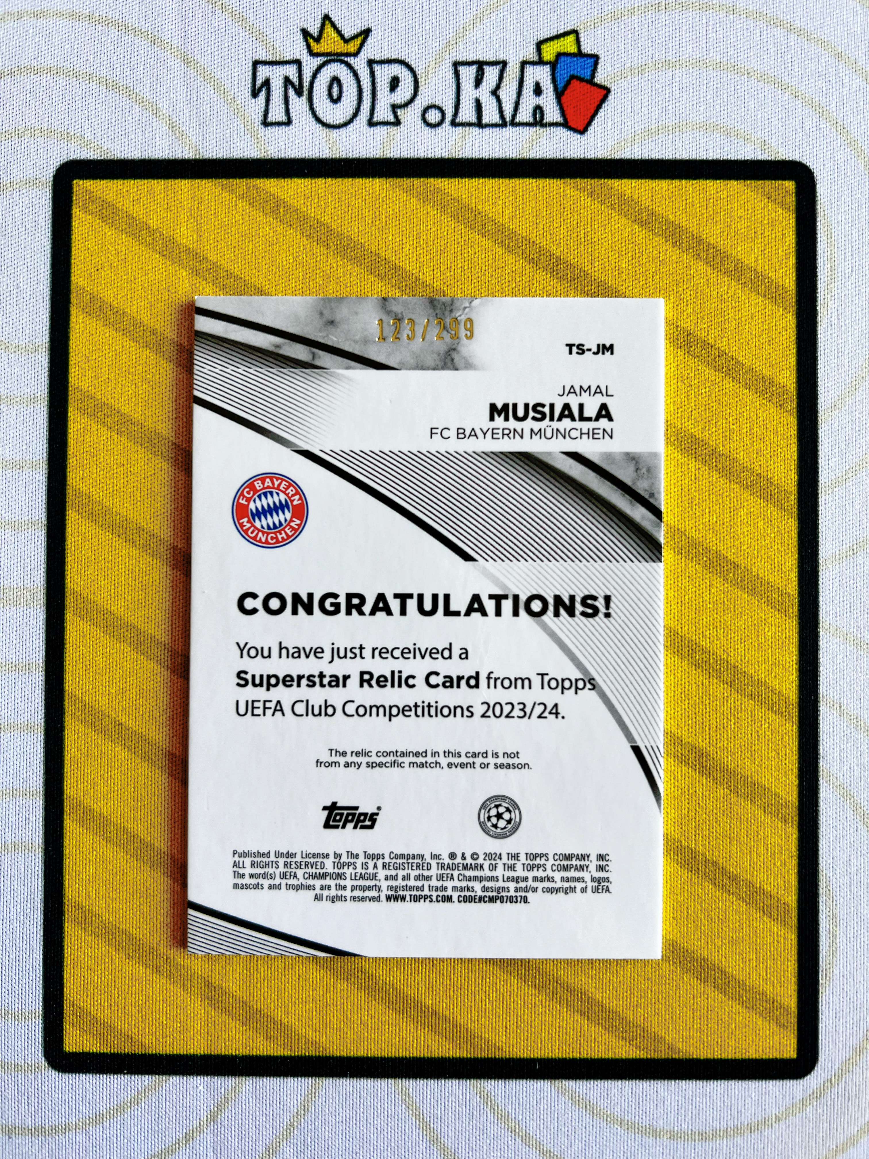 【顶尖卡社】2024 Topps UCC Jamal Musiala 欧冠 拜仁慕尼黑 德国 穆夏拉 穆西亚拉 物料 切割 紫折 123/299编 详情看描述 卡品如图【句号】