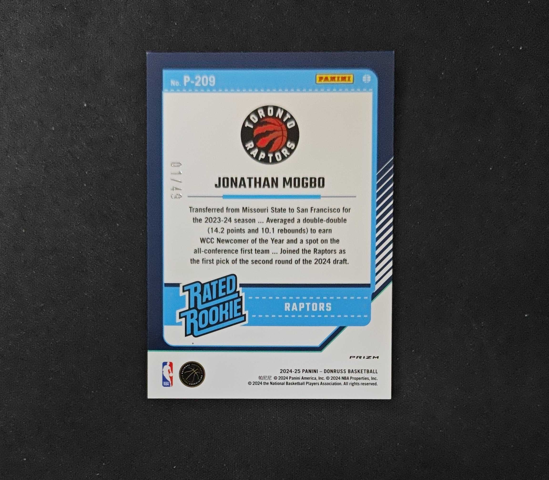 2024-25 Panini Donruss Jonathan Mogbo RC 【SC拍卖】杜蕾斯op 新秀 猛龙 莫格博 1/49编 蓝折 收藏必备(leung)