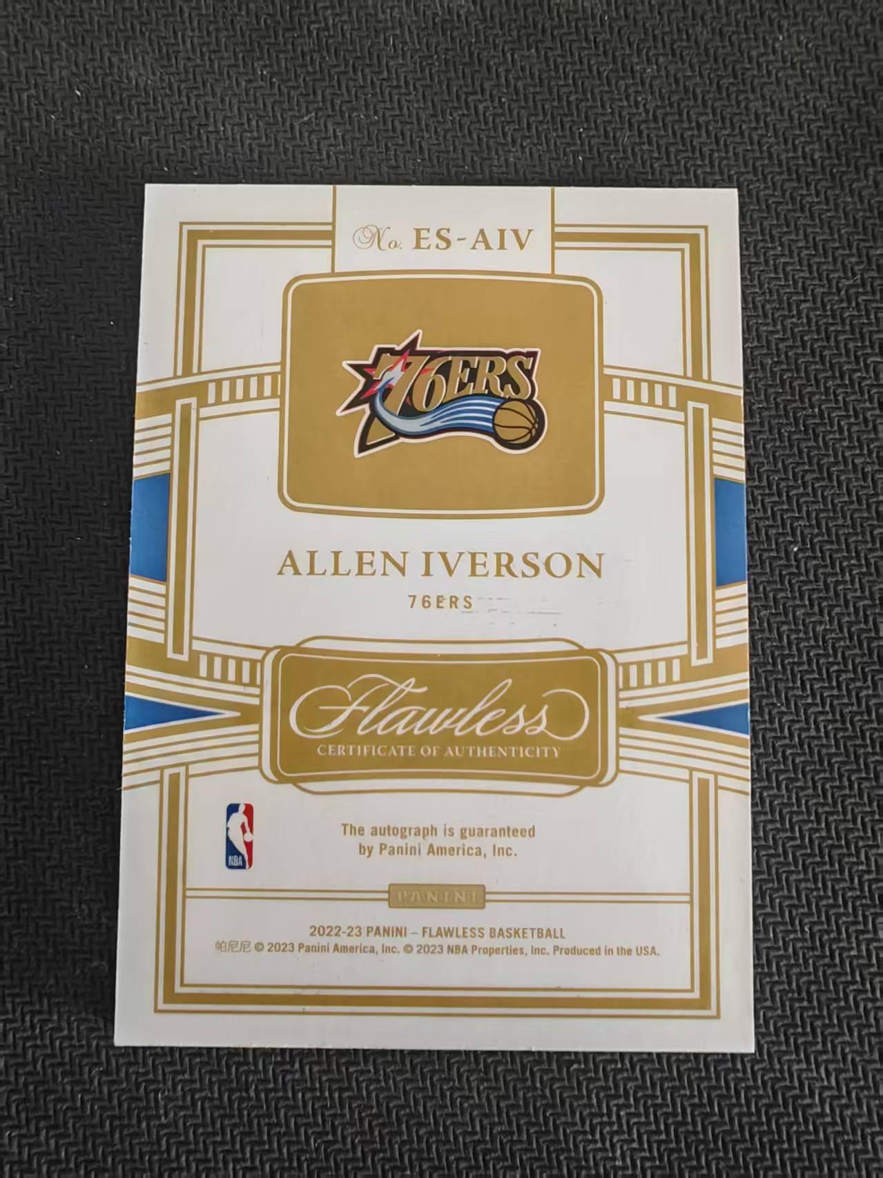 「钢炮拍卖」2022-23 Panini Flawless Allen Iverson 手提 阿伦艾弗森 答案 76人 15编 红平行 签字 卡签 瑕疵见图 G 鹏浩