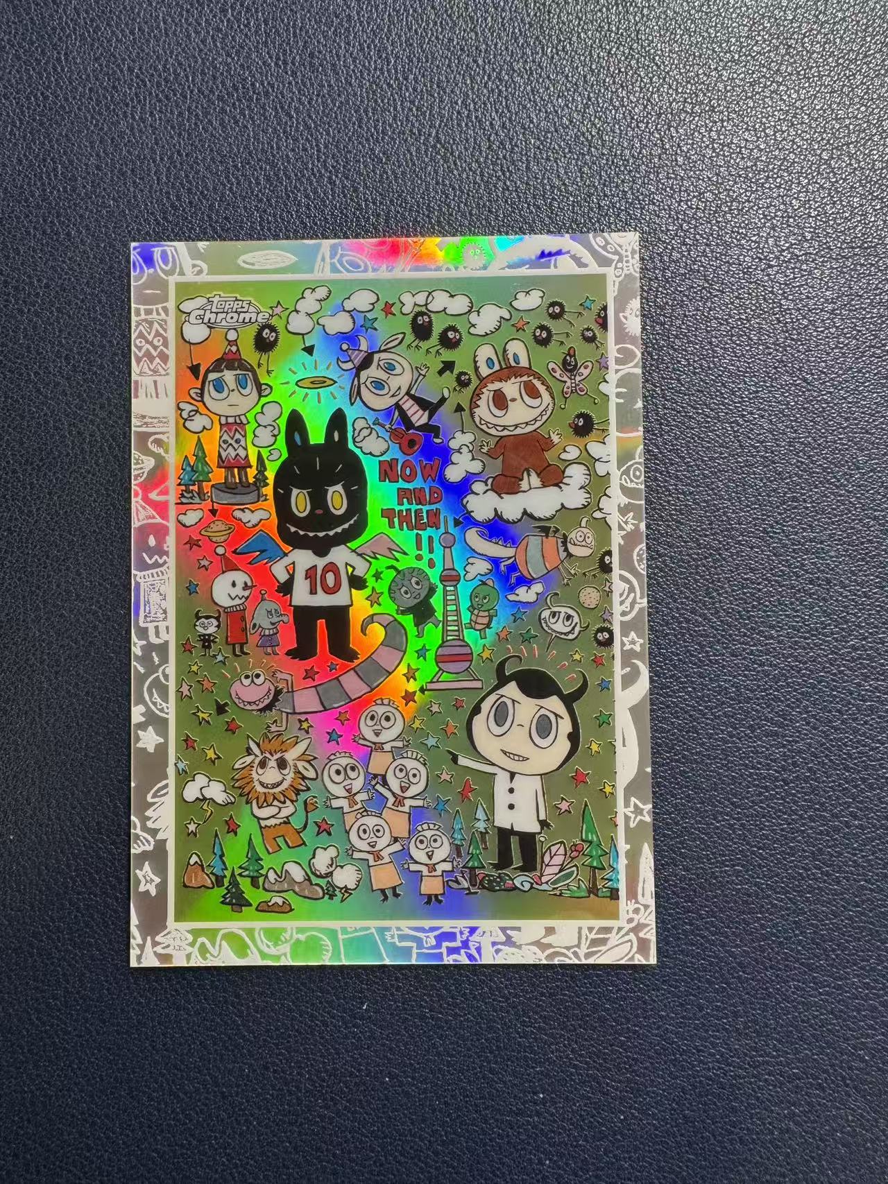 2025 Topps labubu TM01 (2025) 【禄卡拍卖】TC x 泡泡玛特 拉布布10周年纪念盒 龙家升作品 银折 #2 实卡精美 收藏必备 第一张 12.15-冬瓜TQ-Z06