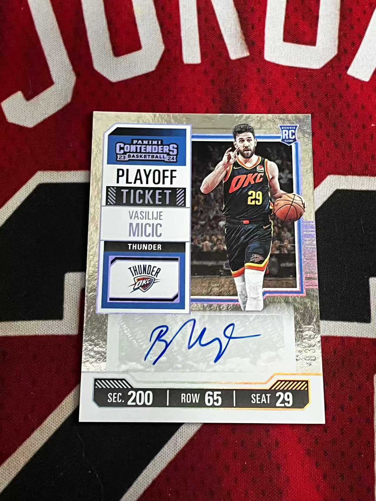 【接寄拍】2023-24 PANNII CONTENDERS 球票系列 雷霆 新秀RC 瓦西里耶米齐奇 米契奇 99编 签字卡 正新秀季后赛球票签字卡 银折 折射【烂臭嘴拍卖】