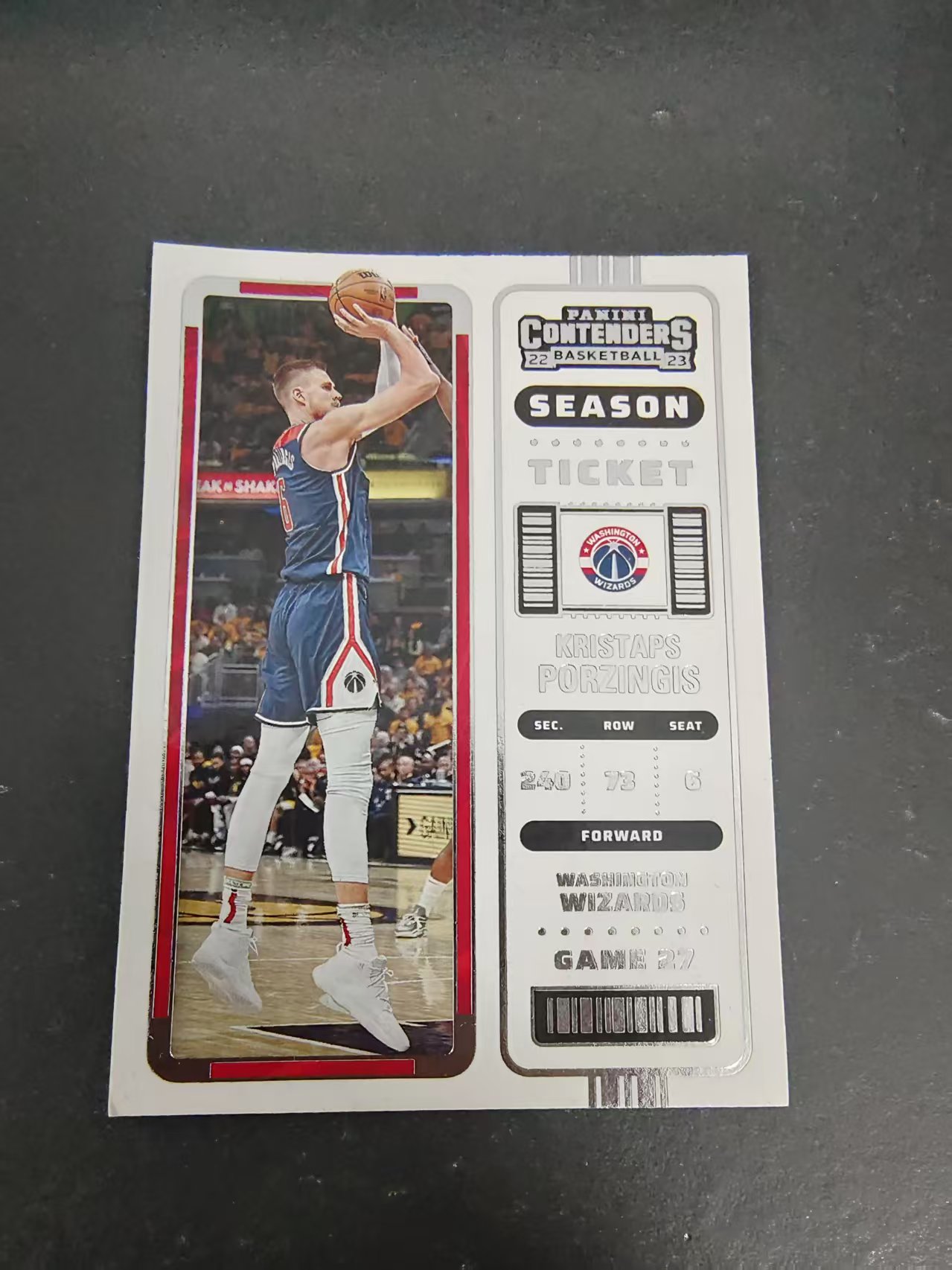 【可合并,不累计】2022-23 Panini Contenders Kristaps Porzingis 波尔津吉斯 奇才 球票 角微瑕 #60