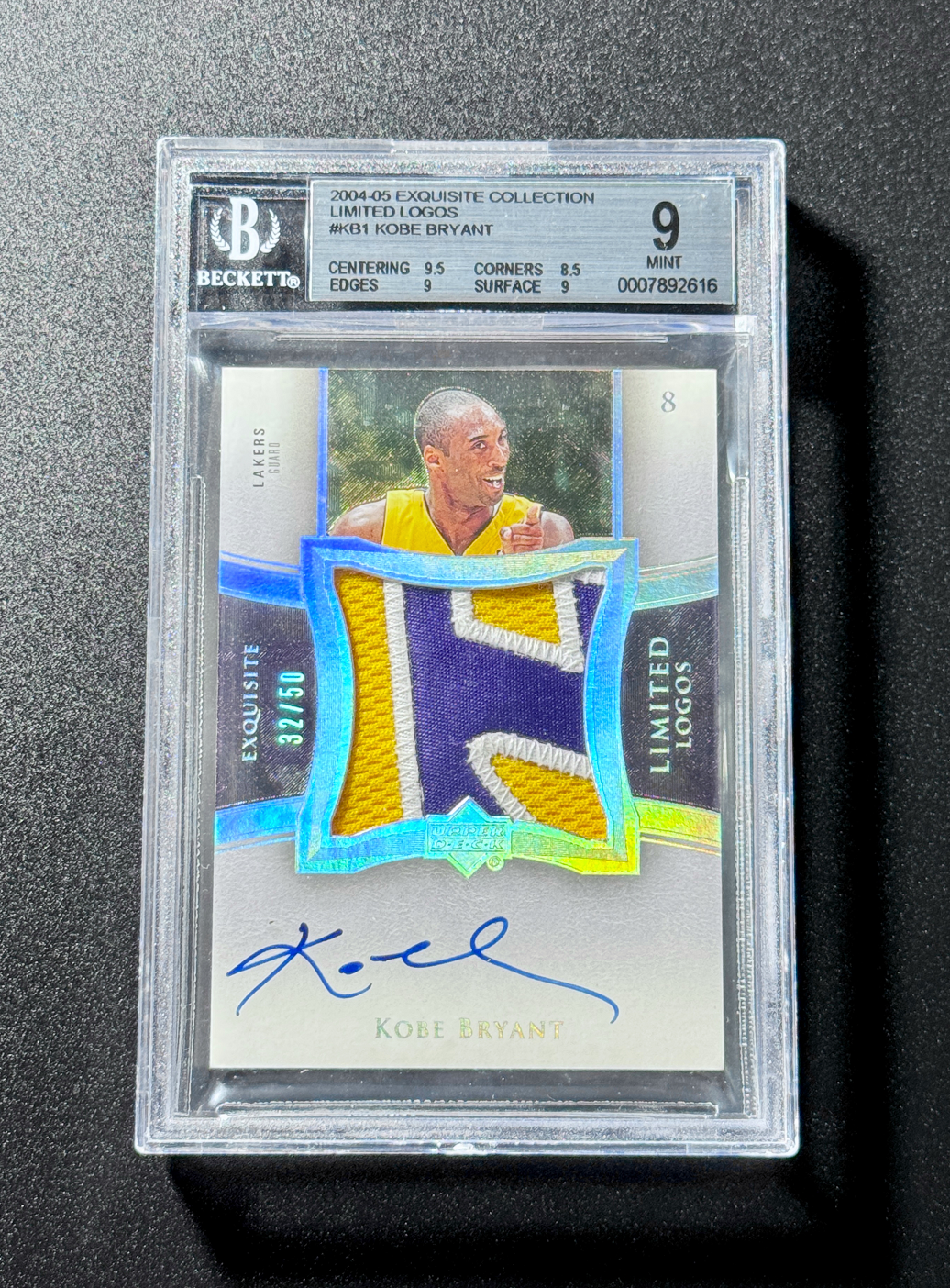 【喷子拍卖】2004-05 UD exquisite Kobe Bryant 木盒 洛杉矶湖人 科比 布莱恩特 LL limited logo 50编 大窗patch 卡签 切割超暴力 大hit 闪版最有价 墨迹很好 BGS9/10 葵花