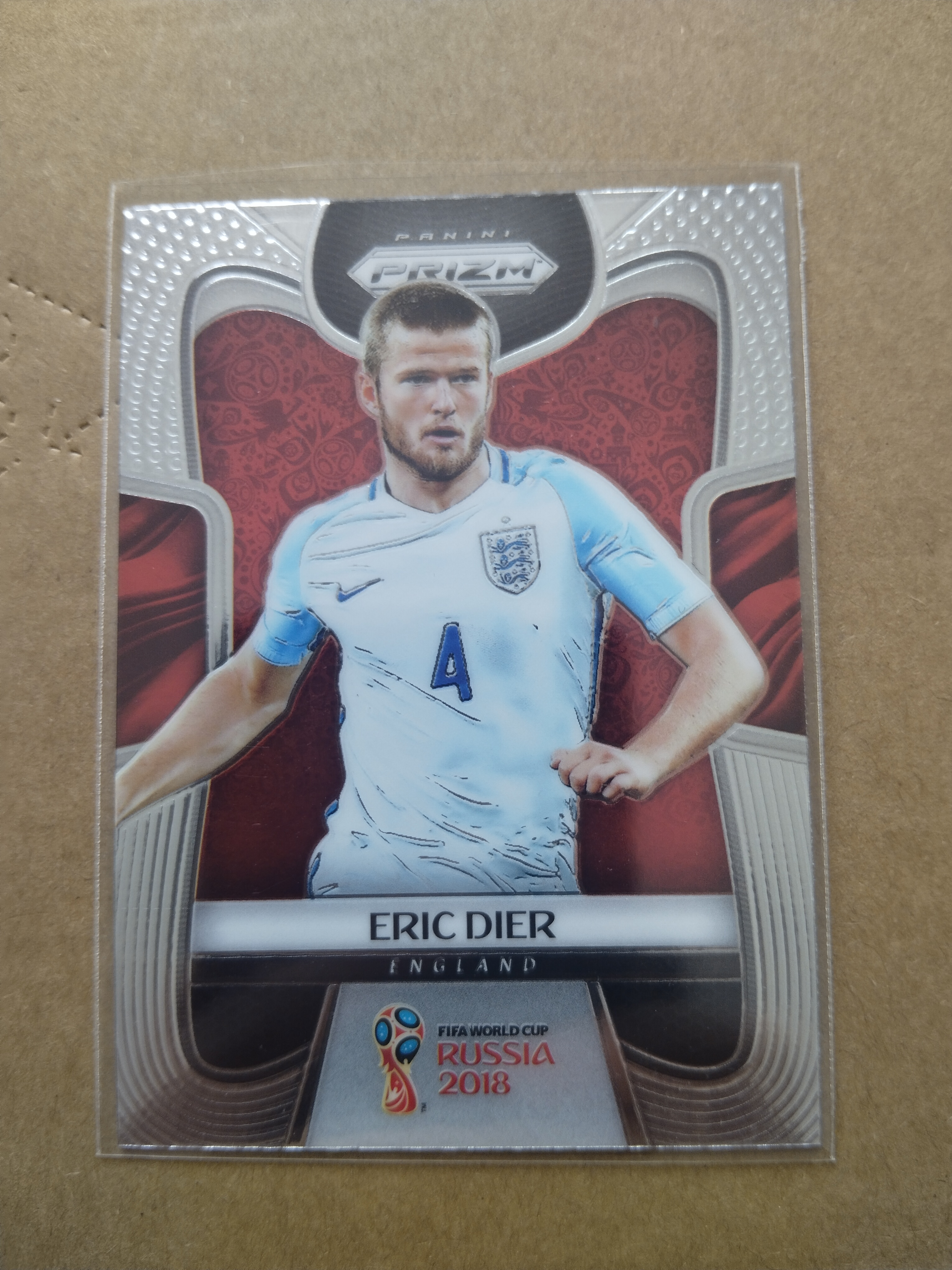 (竞拍前先阅读描述)PANINI帕尼尼 2018俄罗斯世界杯PRIZM 普卡base 英格兰 戴尔 第6张凑套必备 品相如图