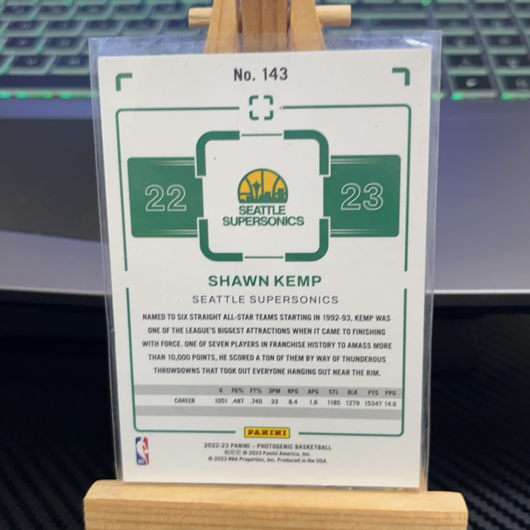 2022-23 Panini PaniniPhotoGenicNBA Shawn Kemp 肖恩 坎普 雨人 上镜系列 卡品如图 瑕疵看图 凑图必备 值得收藏!