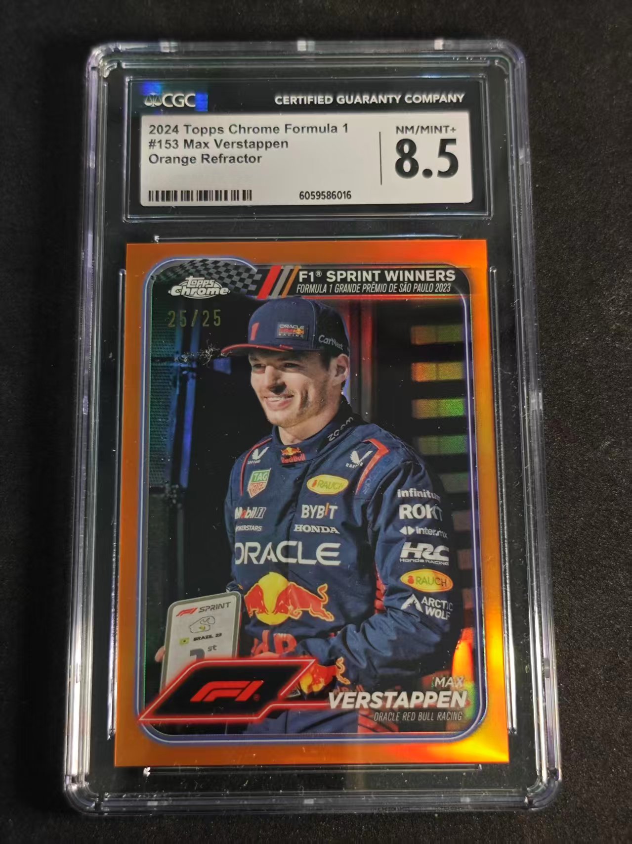 2024 Topps Chrome Max Verstappen TC F1 红牛车队 马克斯 维斯塔潘 庆祝照 25/25编 低编 橙折 CGC 8.5