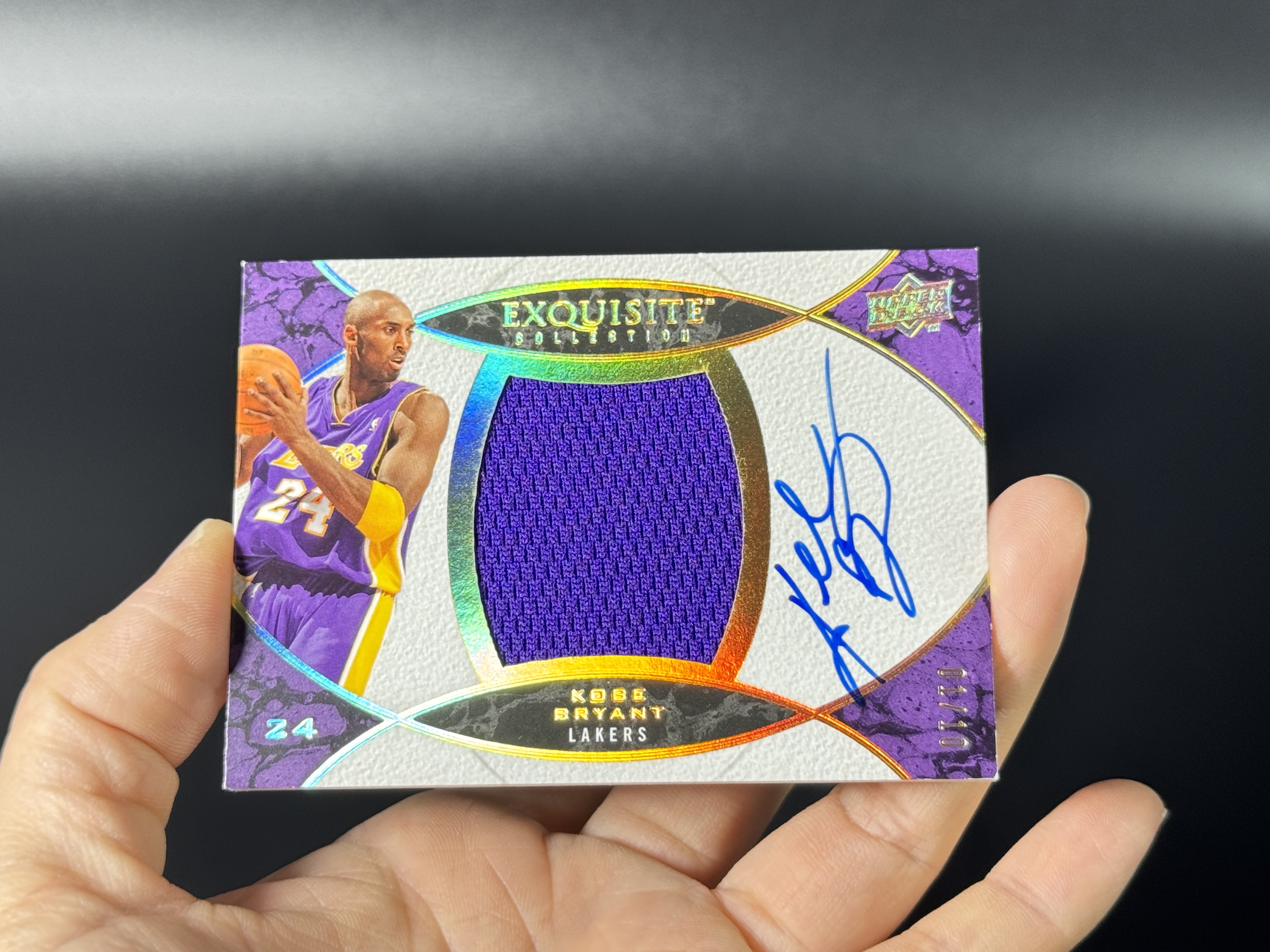 【喷子拍卖】2008-09 upper deck exquisite Kobe Bryant 木盒收藏 洛杉矶湖人 科比 布莱恩特 大窗 球衣 签字 10编 首编 卡签 大hit卡 大热版本 专收必备 角小翘 送订制壳 AND