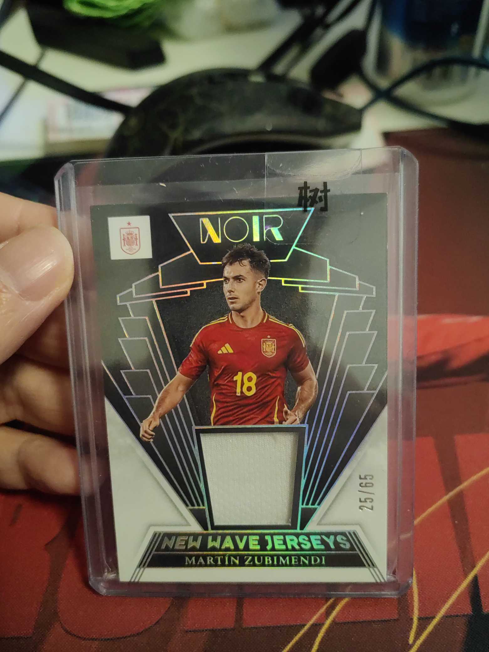 2025 Panini Noir 苏维门迪 2025 Panini Noir 西班牙 苏维门迪 65编球衣切割卡 !!!