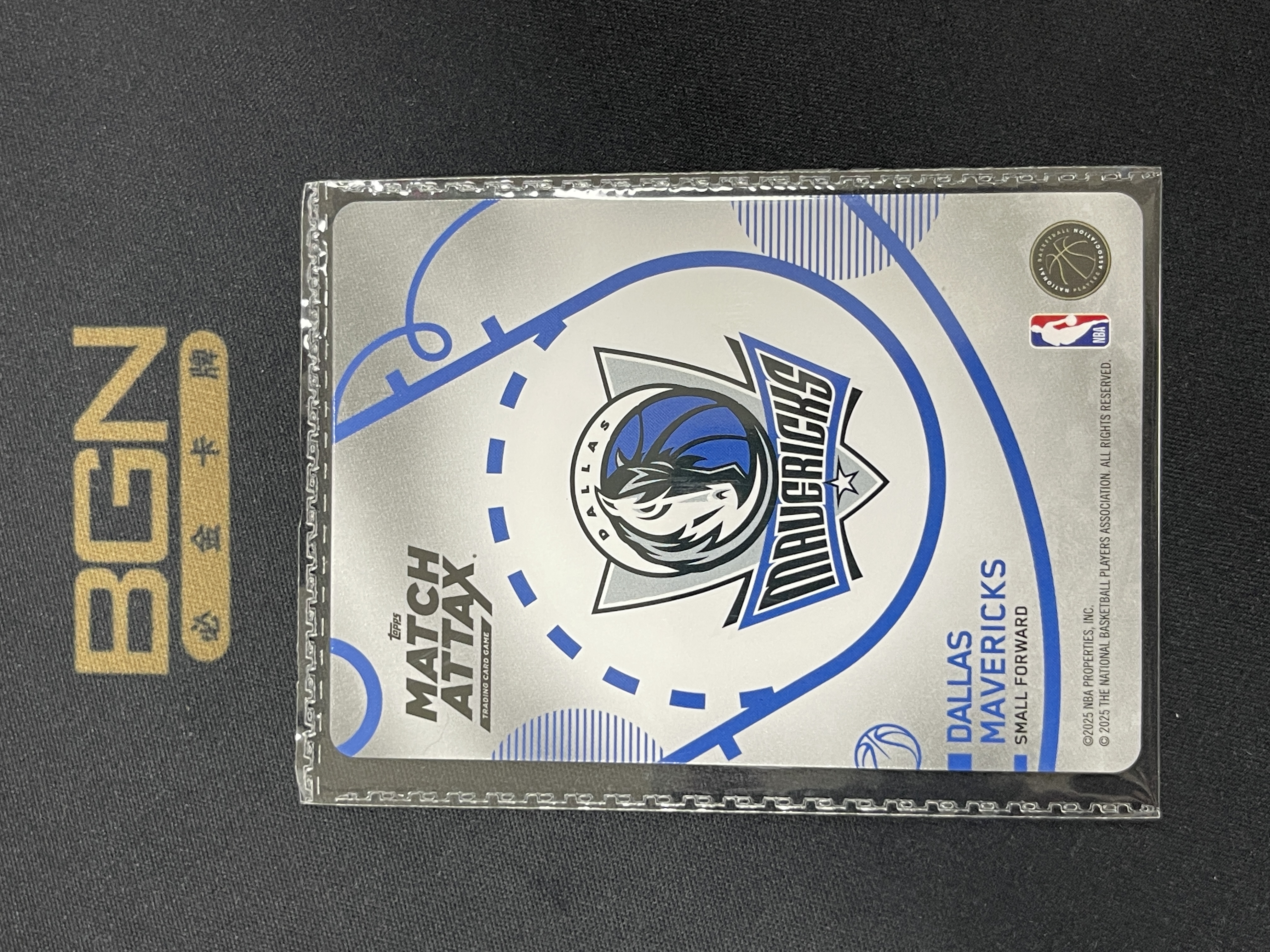 【必金拍卖-可累积】251026NG 2025 TOPPS MATCH ATTAX 独行侠 新秀状元rc 弗拉格Cooper Flagg 新赛季首版 炙热新星特卡 抽卡机原膜 收藏投资首选