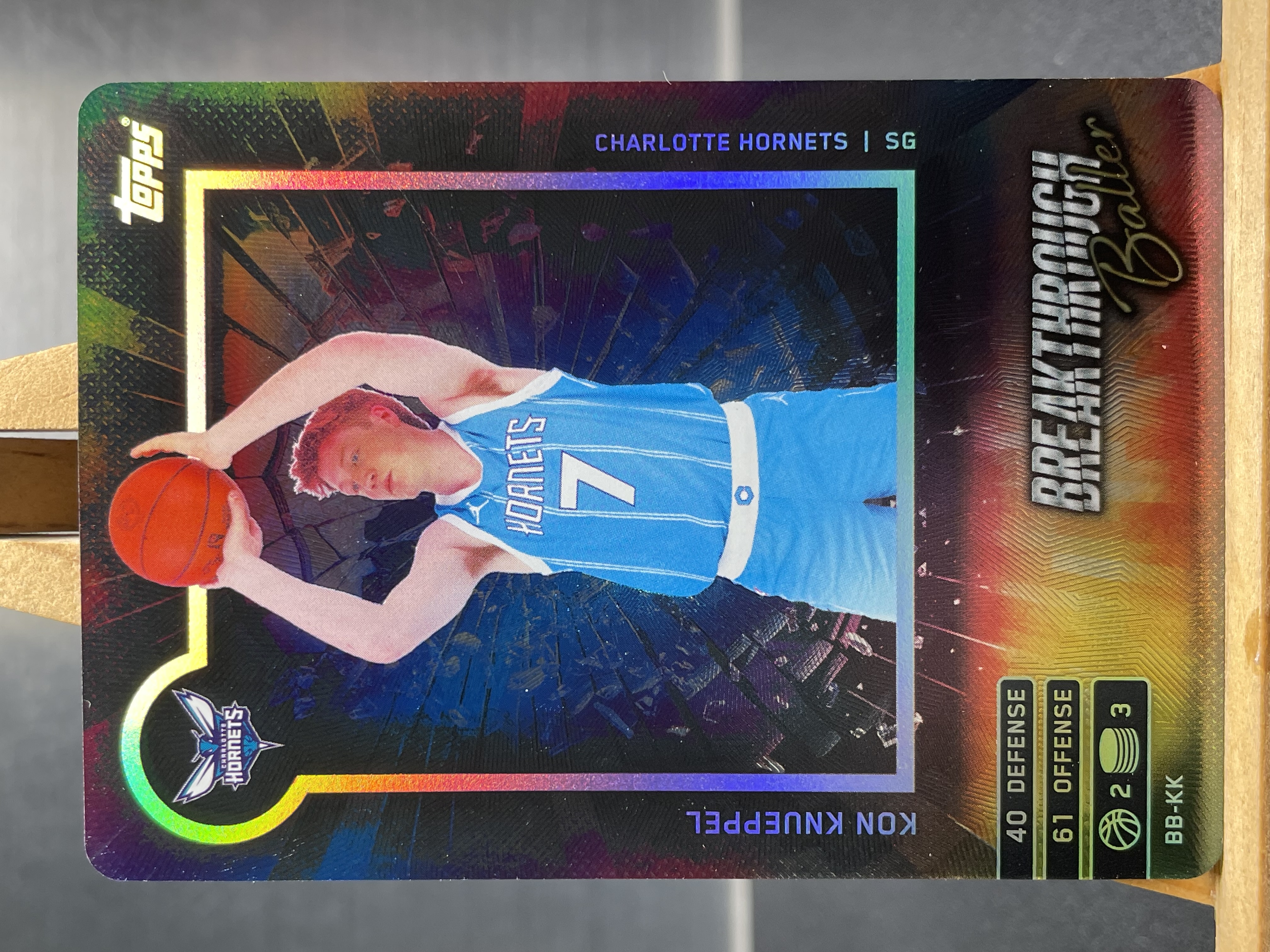 (K7) 2025 Topps 折射 康 克尼佩尔 黄蜂 近期大热球星 收藏必备 卡品如图 ! ! !