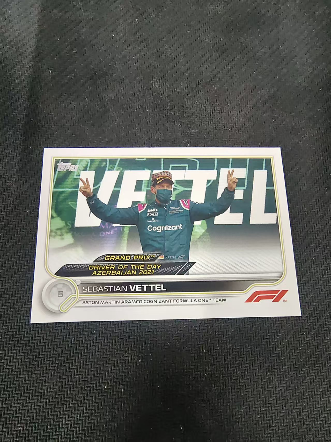 【汽水拍卖】2022 Topps Chrome F1 Sebastian Vettel 塞巴斯蒂安 维特尔 划痕 边角瑕疵 @178