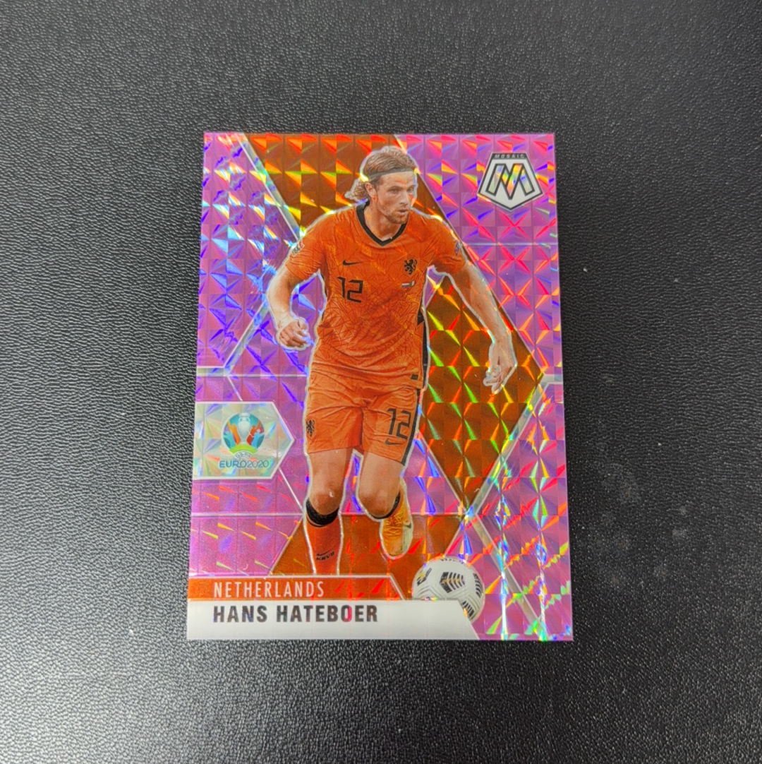 【小牛代拍】2021 Panini Mosaic Hans Hateboer 荷兰 国家队 哈特波尔 欧洲杯 粉折 粉马赛克折 /49编 卡品如图(阿里嘎多)