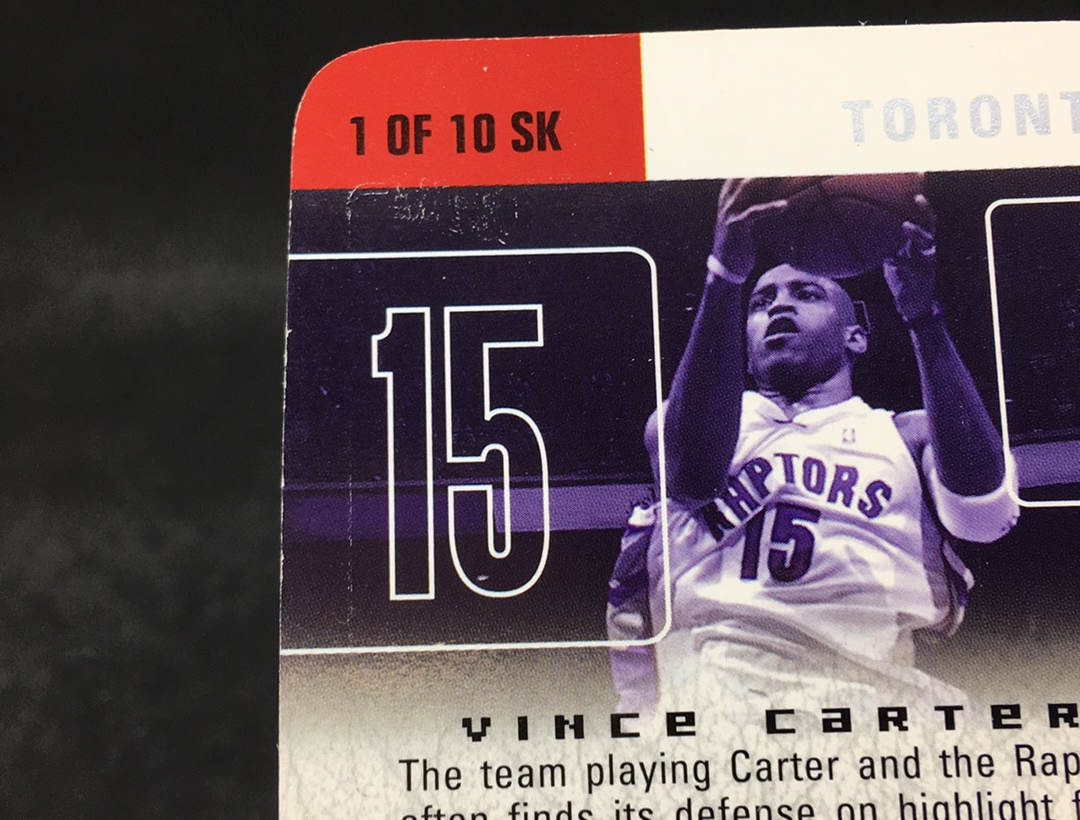 【DC拍卖】11.17 ULTRA 大比例异形切割特卡 经典老特 实卡美如画 四大分卫之一 名人堂巨星 NBA历史最强扣将 半人半神 文斯 卡特 (微瑕)