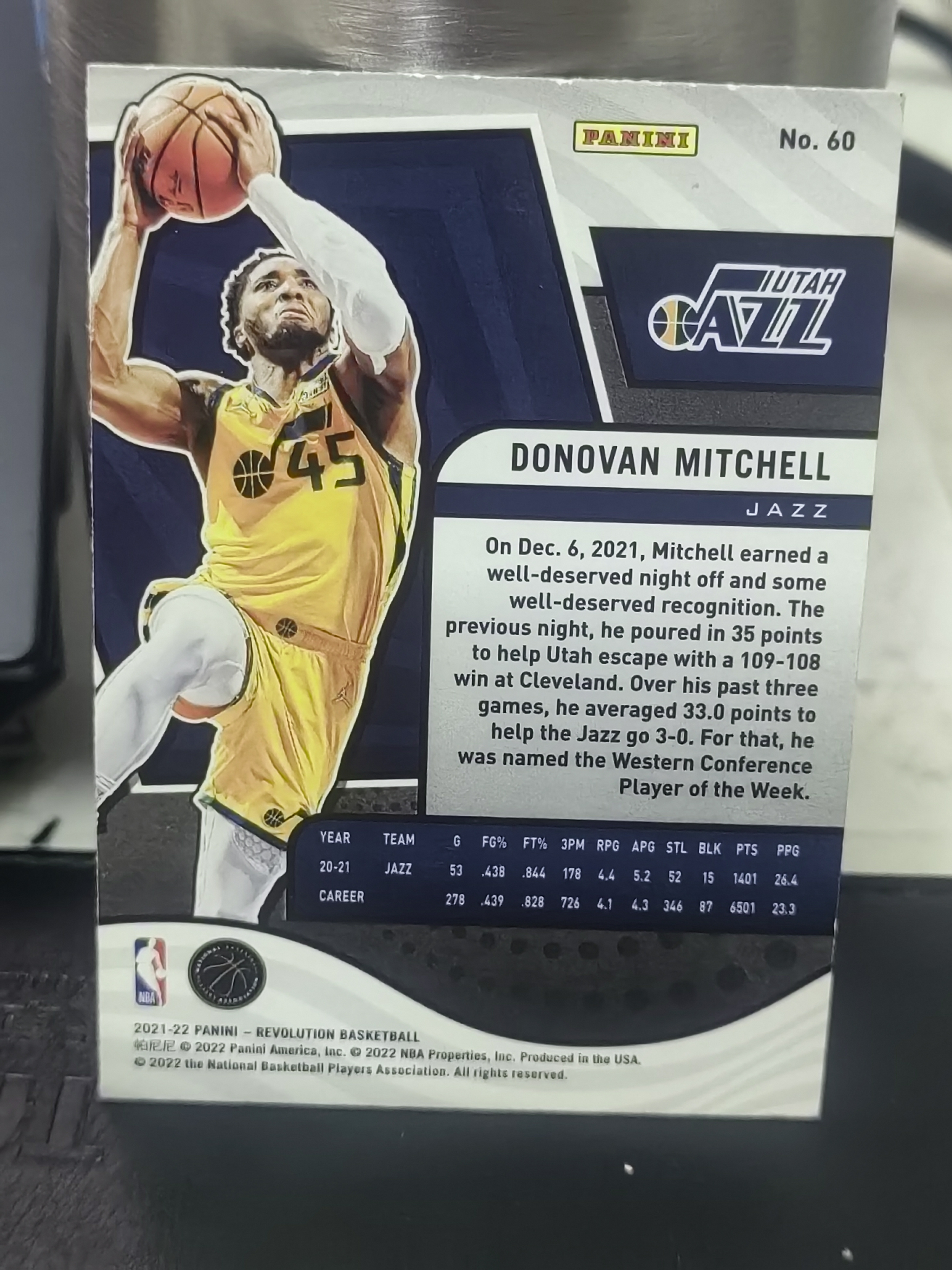 2021-22 Panini Revolution Donovan Mitchell 革命 多诺万 米切尔 爵士 篮 白边白角 不保卡品 卡品如图