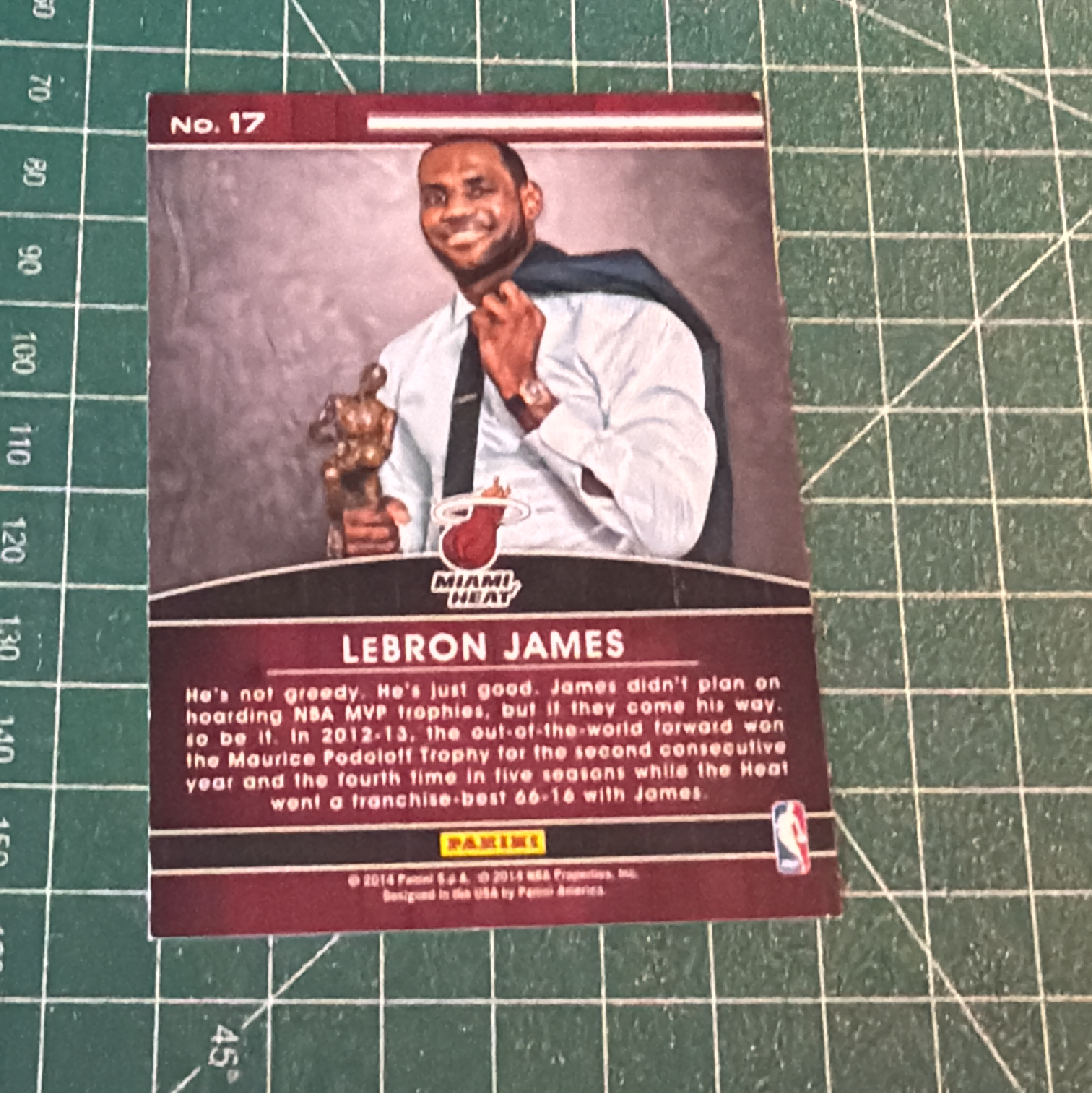 2014-15 Panini Americana LeBron James S.p.a.勒布朗詹姆斯 小皇帝 LBJ 12-13MVP 捧杯特卡 荣誉特卡 十年老卡 绝版卡 稀有大比例 收藏必备 毛边