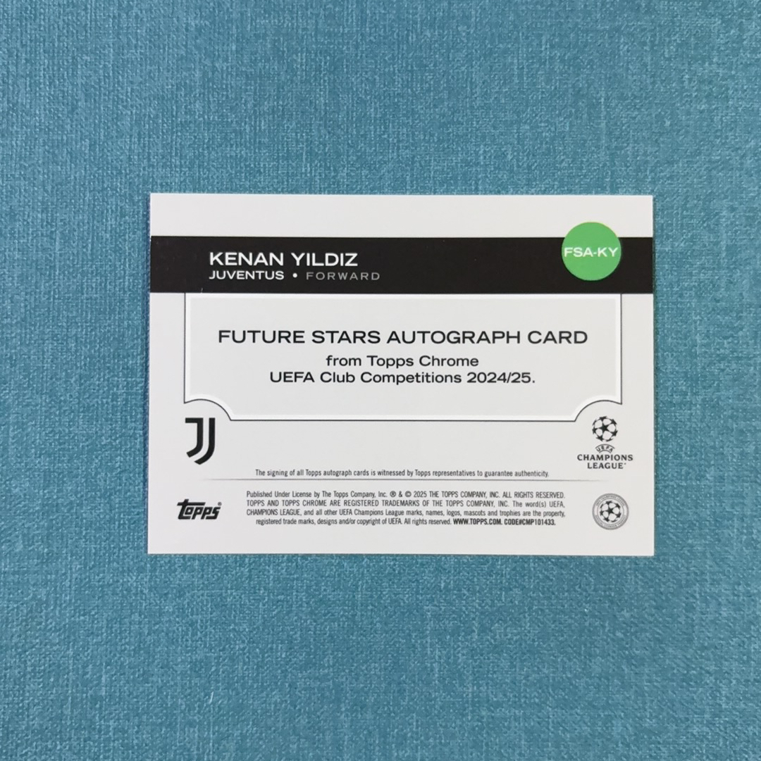 2024-25 Topps Chrome 欧战 Kenan Yildiz 伊尔迪兹 签字 084/250编 粉折 尤文图斯 卡品如图 CJX