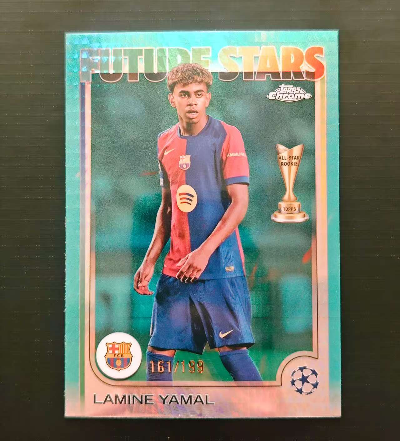 2024-25 Topps Chrome Lamine Yamal 欧冠TC 巴萨 巴塞罗那 西班牙 拉明 亚马尔 161/199编 青棱镜折 折射 微瑕 卡品如图【原地起飞卡社】jia11.21