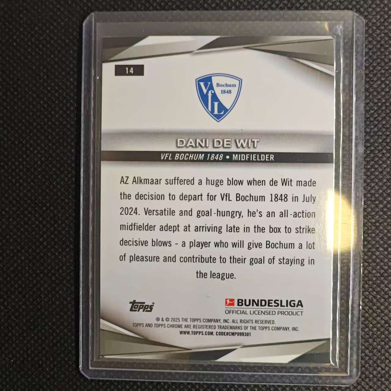 2025 Topps Chrome Dani de Wit RC 团长#德甲 蓝宝石 波鸿 德维特 RC新秀 99编 绿碎冰折 折射 不保卡品细节看图