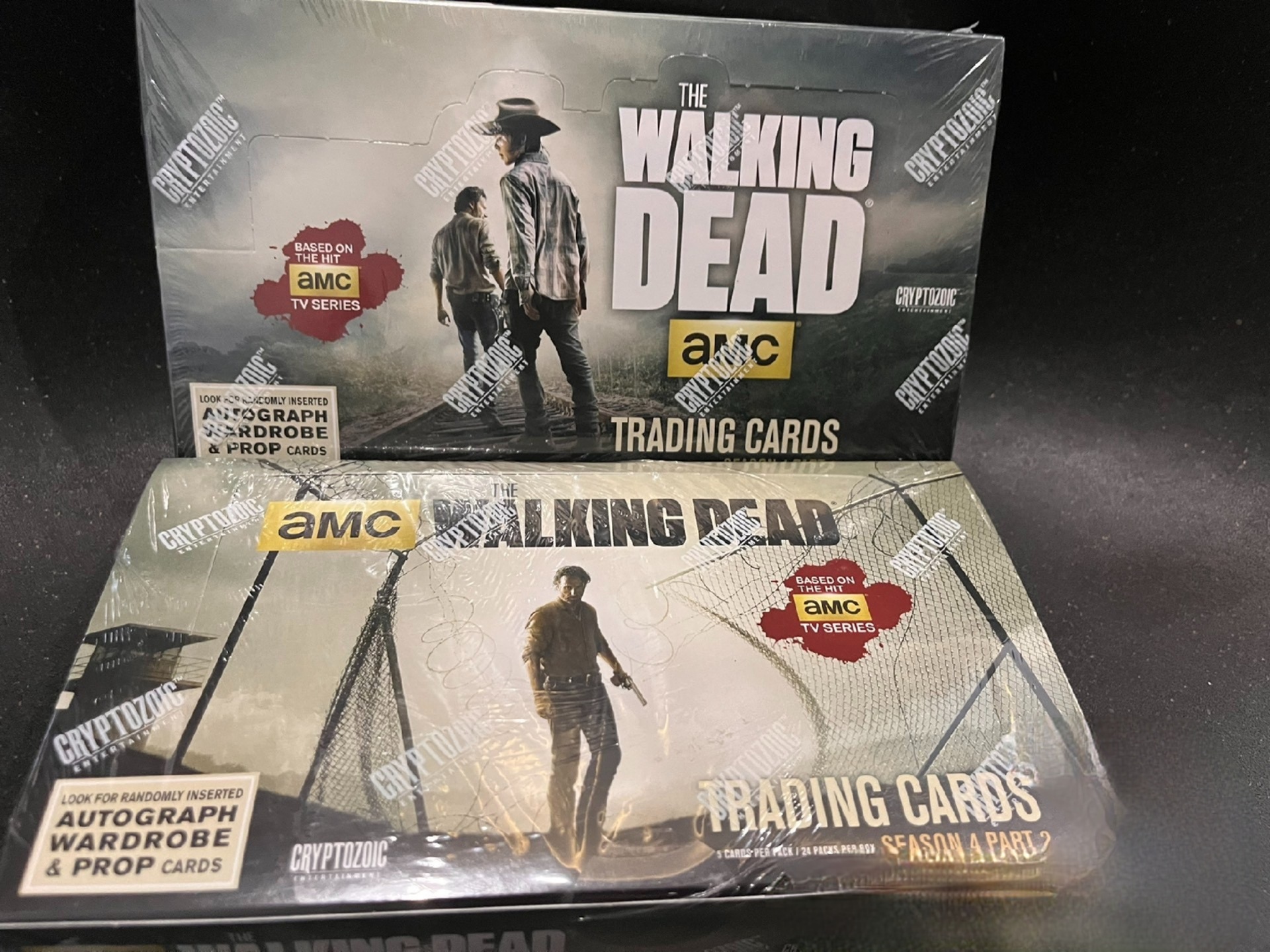 The Walking Dead AMC  2016年寒武纪出品 行尸走肉 影视卡 每盒24包，每包5张卡 每盒3个hit，亲笔签名或物料或手绘（保一张签字 价格为一盒）