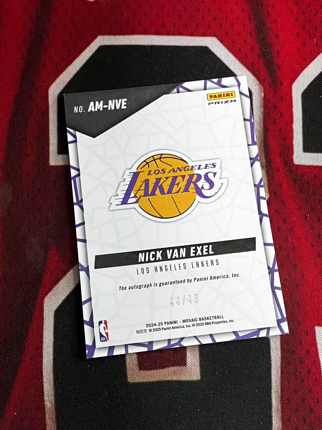 【接寄拍】2024-25 PANINI MOSAIC 马赛克系列 掘金名宿 尼克范埃克塞尔 49编 签字卡 蓝马赛克折 折射 凑套专收必备【烂臭嘴拍卖】