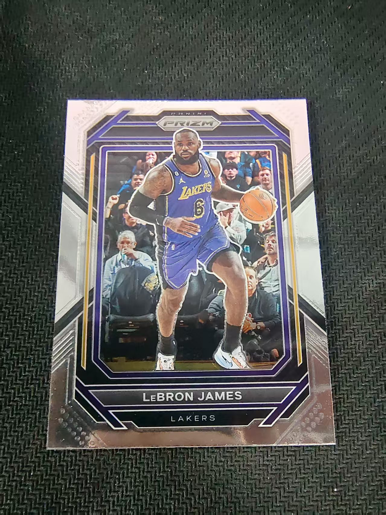 【可合并,不累计】2022-23 Panini Prizm LeBron James PZ 湖人小皇帝 勒布朗 詹姆斯 PZ 划痕 边角微瑕 介意勿拍 #134
