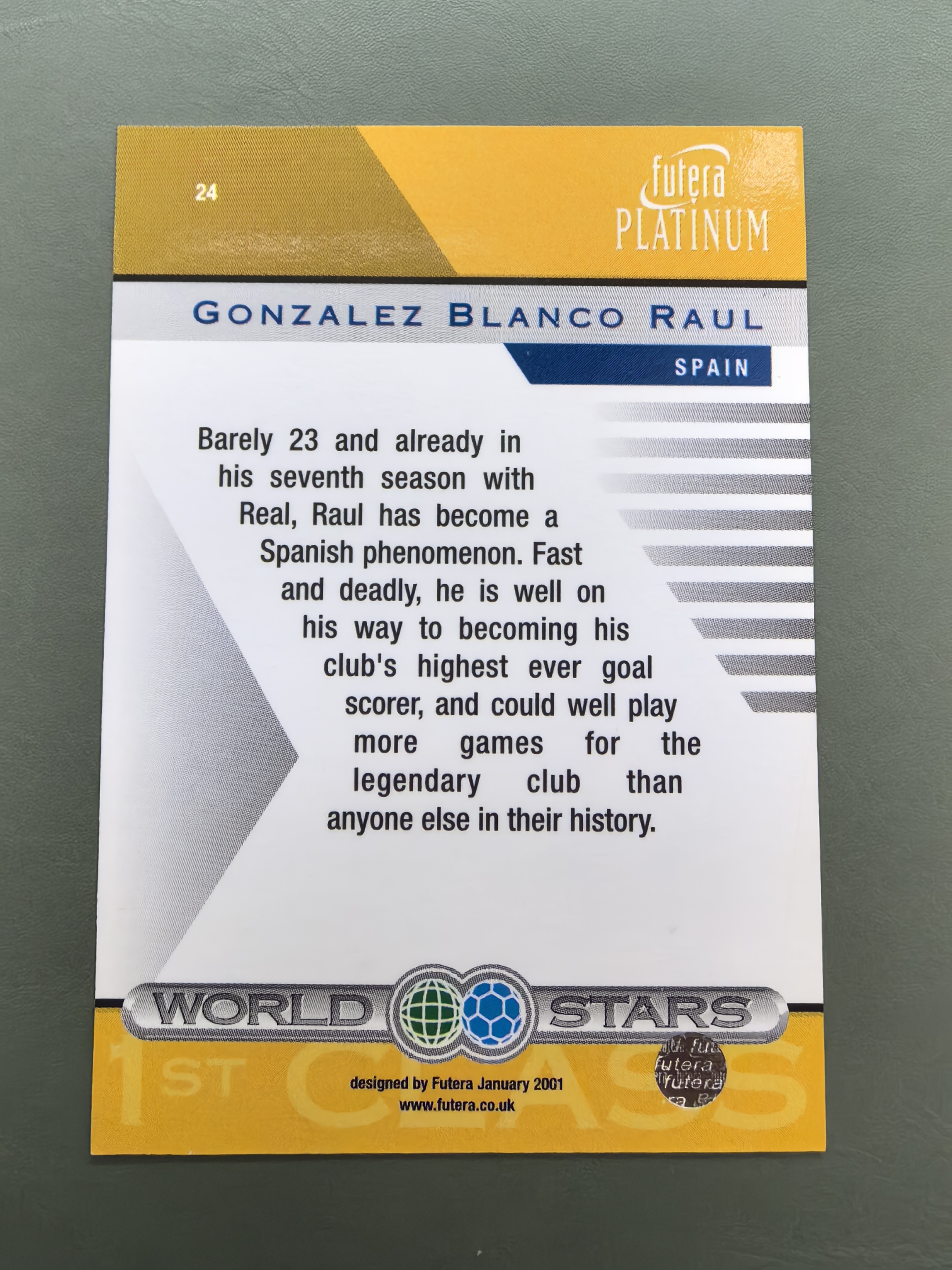 2001 Futera 西班牙 Raul 元年 劳尔 皇马 皇家马德里 沙尔克04 经典 老卡 非常少见 卡品如图