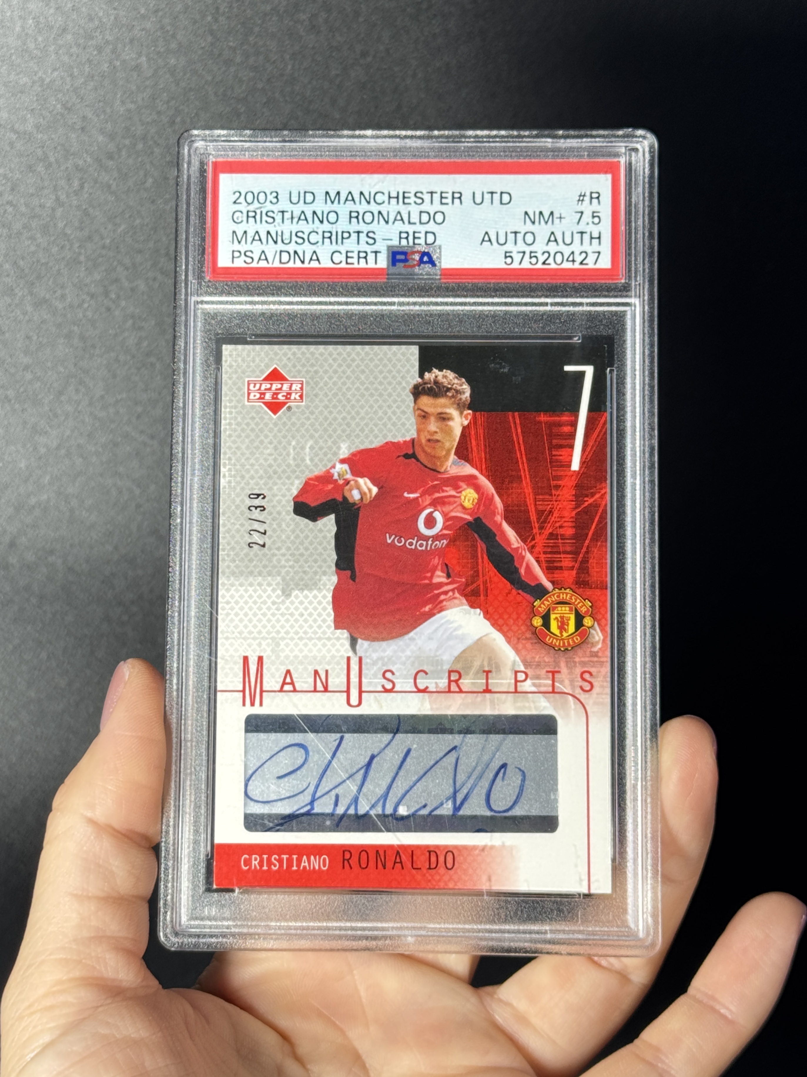 【喷子拍卖】2003-04 UD Manchester Cristiano Ronaldo 曼联 罗纳尔多 C罗 RC 新秀 签字 39编 主队红版 大hit卡 顶级神卡难得一见 C罗已经不签了 PSA7.5 最高分POP1 NU88