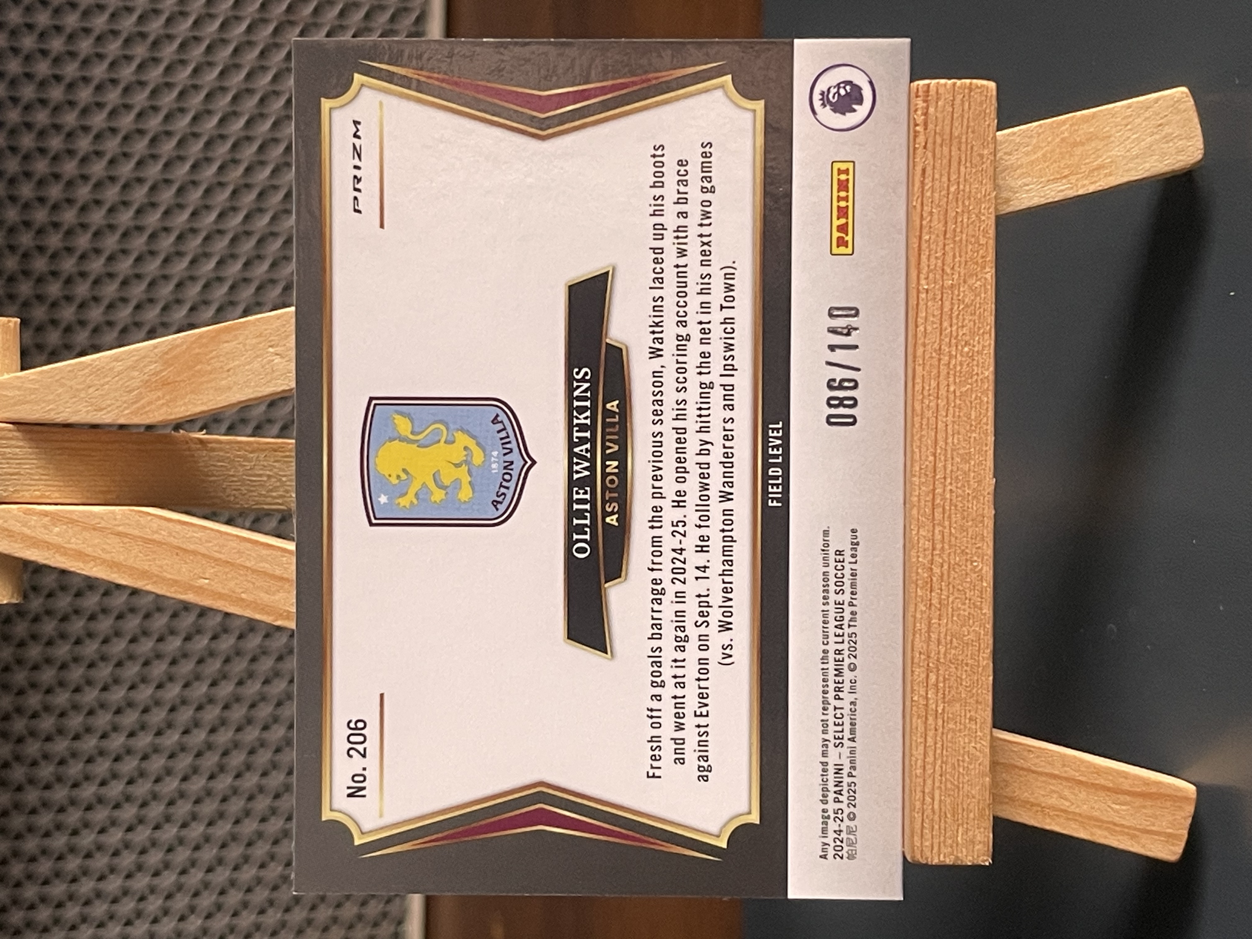 2024-25 Panini Select Premier League Ollie Watkins 英超 阿斯顿维拉 沃特金斯 086/140编 紫折 三级 卡品如图 值得收藏 不累计!