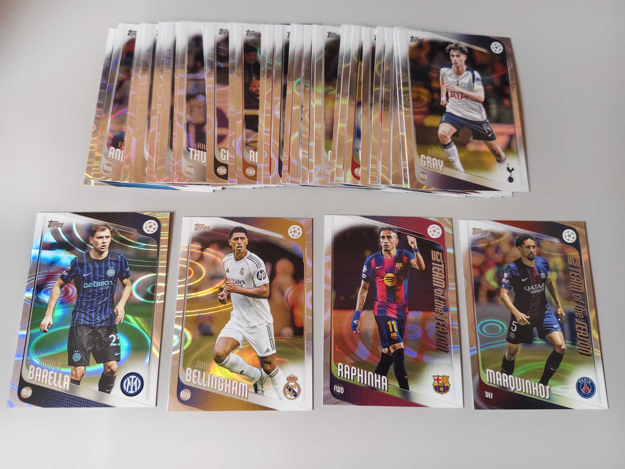 【佩妮拍卖】2025-26 topps ucc 欧冠 bellingham 皇马 贝林厄姆 国米 巴雷拉 巴萨 拉菲尼亚 大巴黎 马基尼奥斯 一图打包lot124 拍前请阅读描述 许哥0120