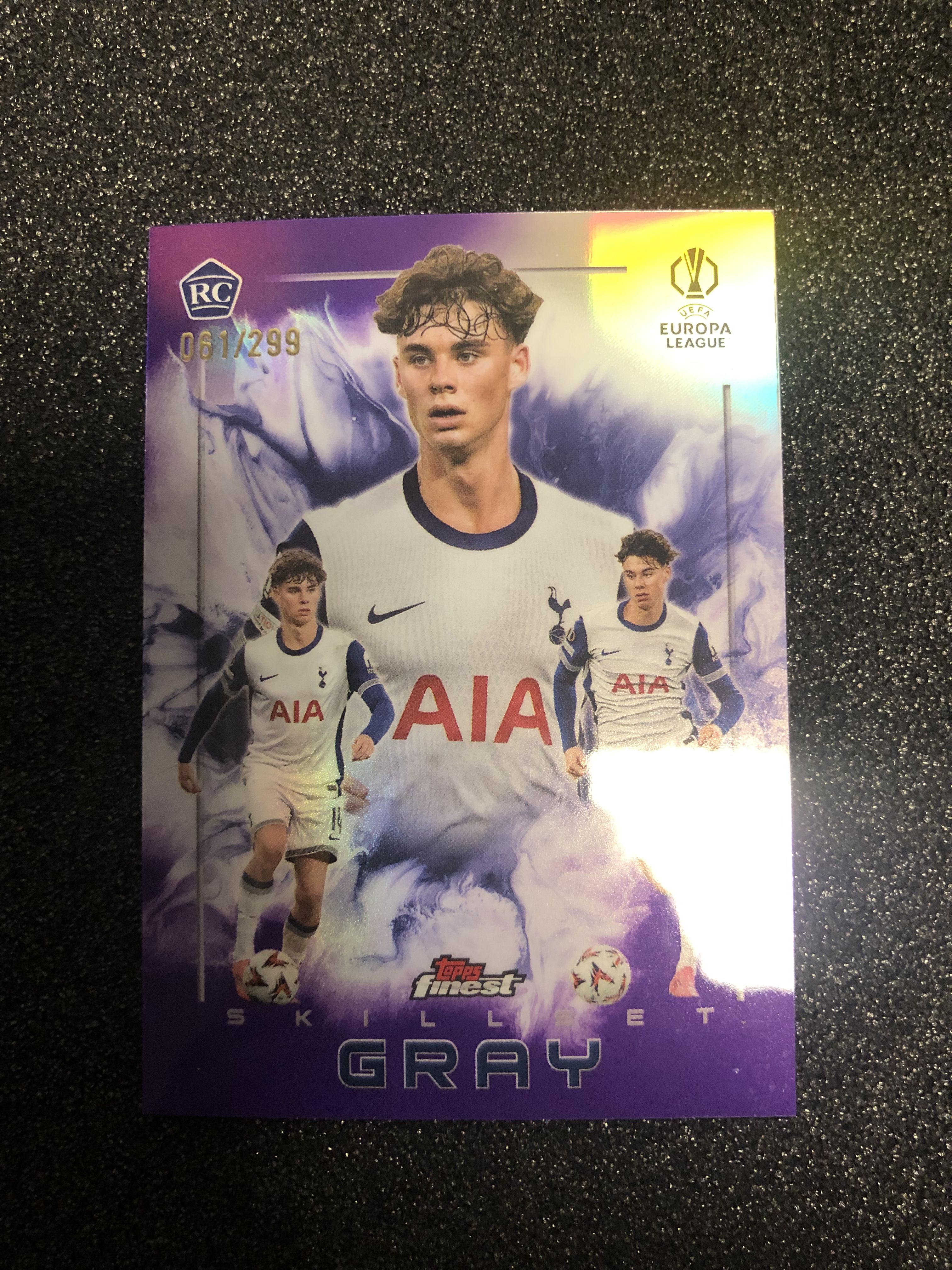 2024-25 Topps Finest Archie Gray RC 欧战finest 至臻技艺特卡 三头特卡 阿奇-格雷 热刺 299编 紫折 061/299 卡品如图 凑套收藏必备