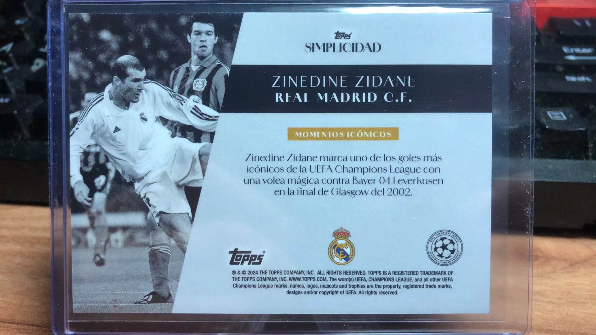 2023-24 Topps Simplicidad Zinedine Zidane 西班牙极简 小白盒 齐内丁 齐达内 法国 皇家马德里 时刻 天外飞仙 极具纪念意义 41/99 紫折