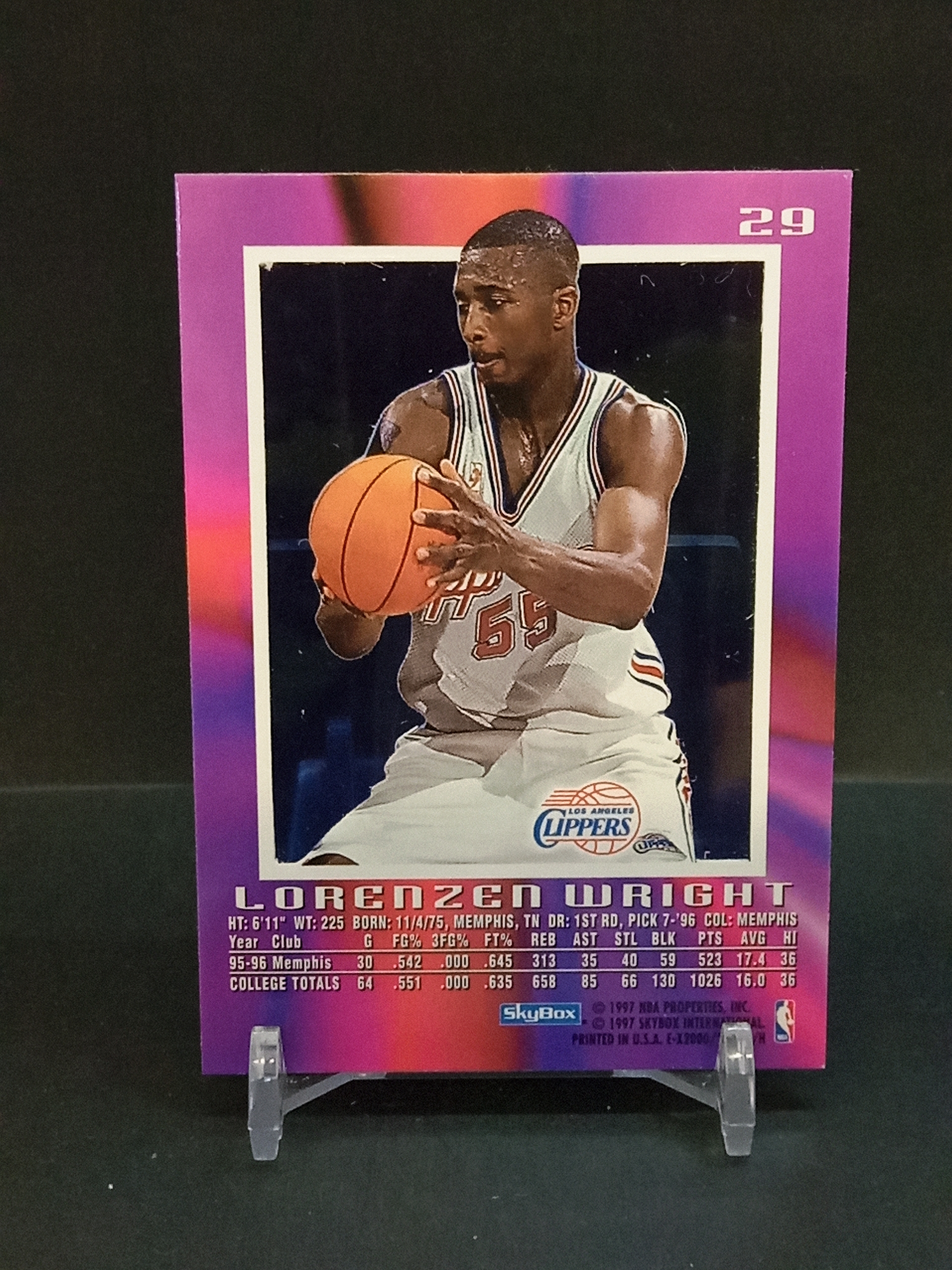 【DC拍卖】9.29小科比(微瑕)`1996-97 Skybox E-X2000 #29 Lorenzen Wright 洛伦岑赖特 洛杉矶快船 紫粉渐变胶片折射老球星卡`