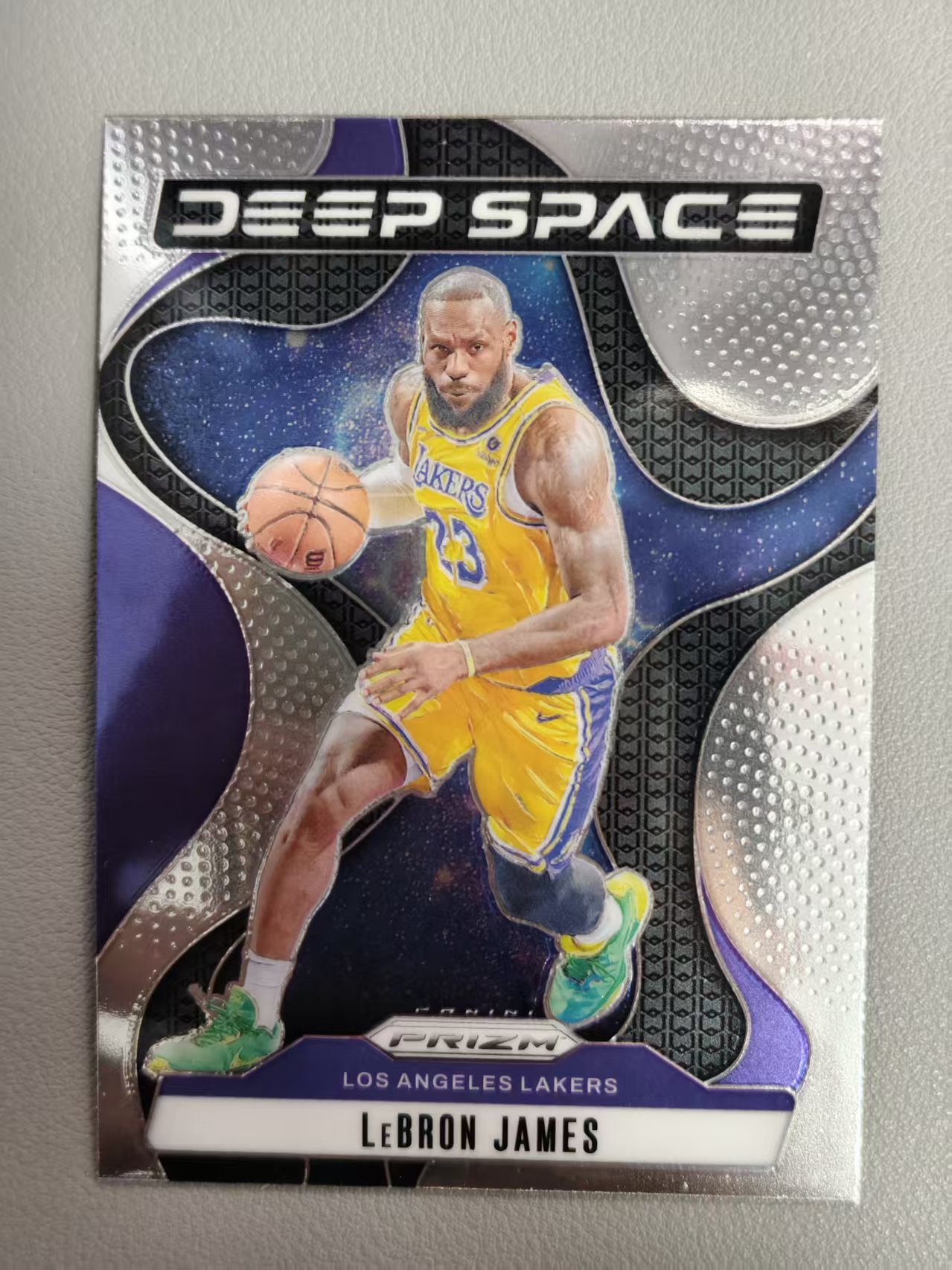 【阿泽代卖】2024-25 Panini Prizm Pz Lebron James 湖人 勒布朗 詹姆斯 小皇帝 Deep Space 特卡 选图巨帅 卡品如图 介意勿拍-tall
